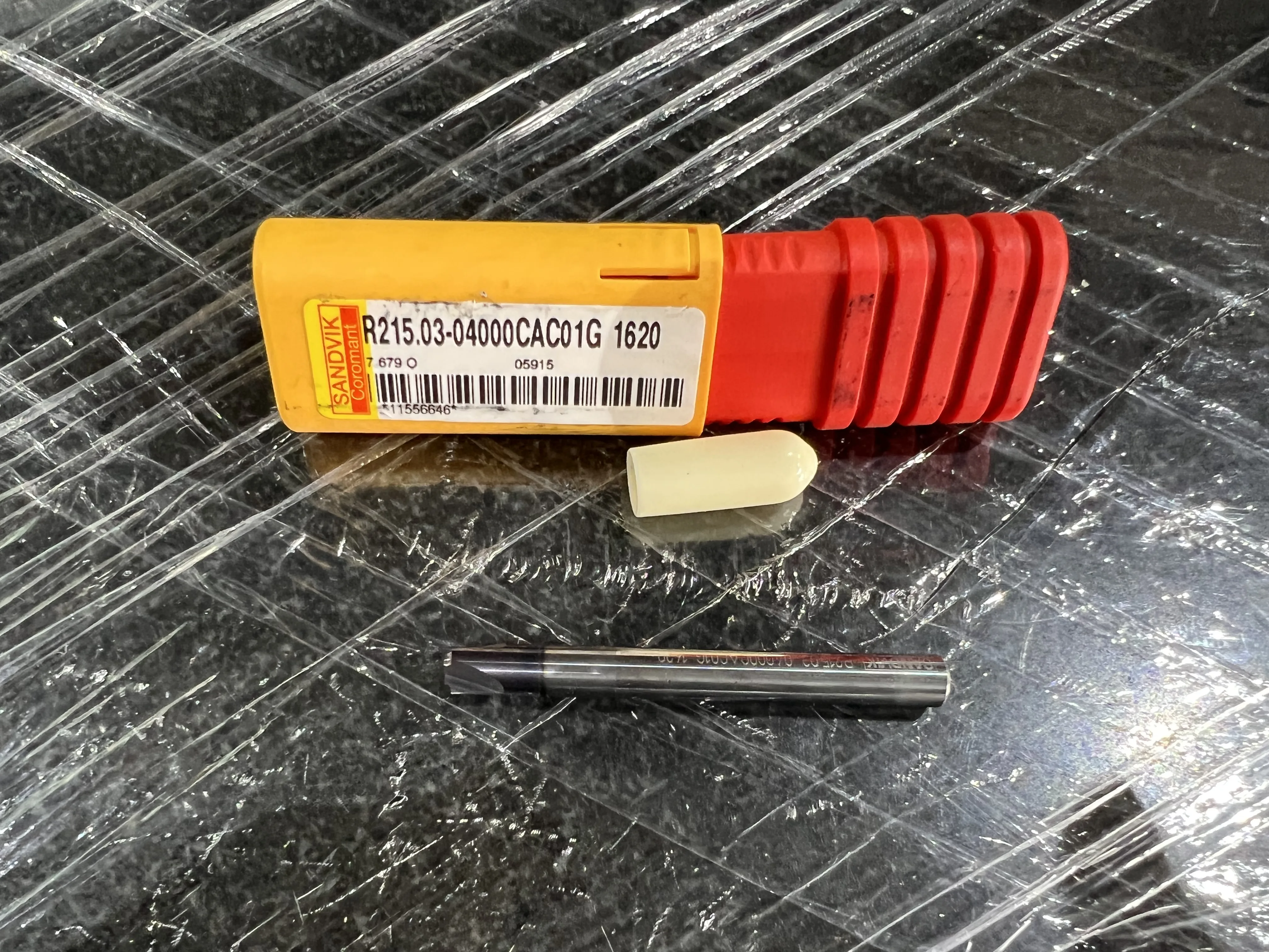 SANDVIK/サンドビック コロミルプルーラ R215.03-04000CAC01G 1620 / SANDVIK CoroMill Plura Chamfering Radius End Mill R215.03-04000CAC01G 1620 TR220054