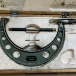 ミツトヨ/三豊製作所 外側マイクロメーター 測定範囲：200-225mm / MITUTOYO Outside Micrometer 測定範囲：200-225mm TX220445