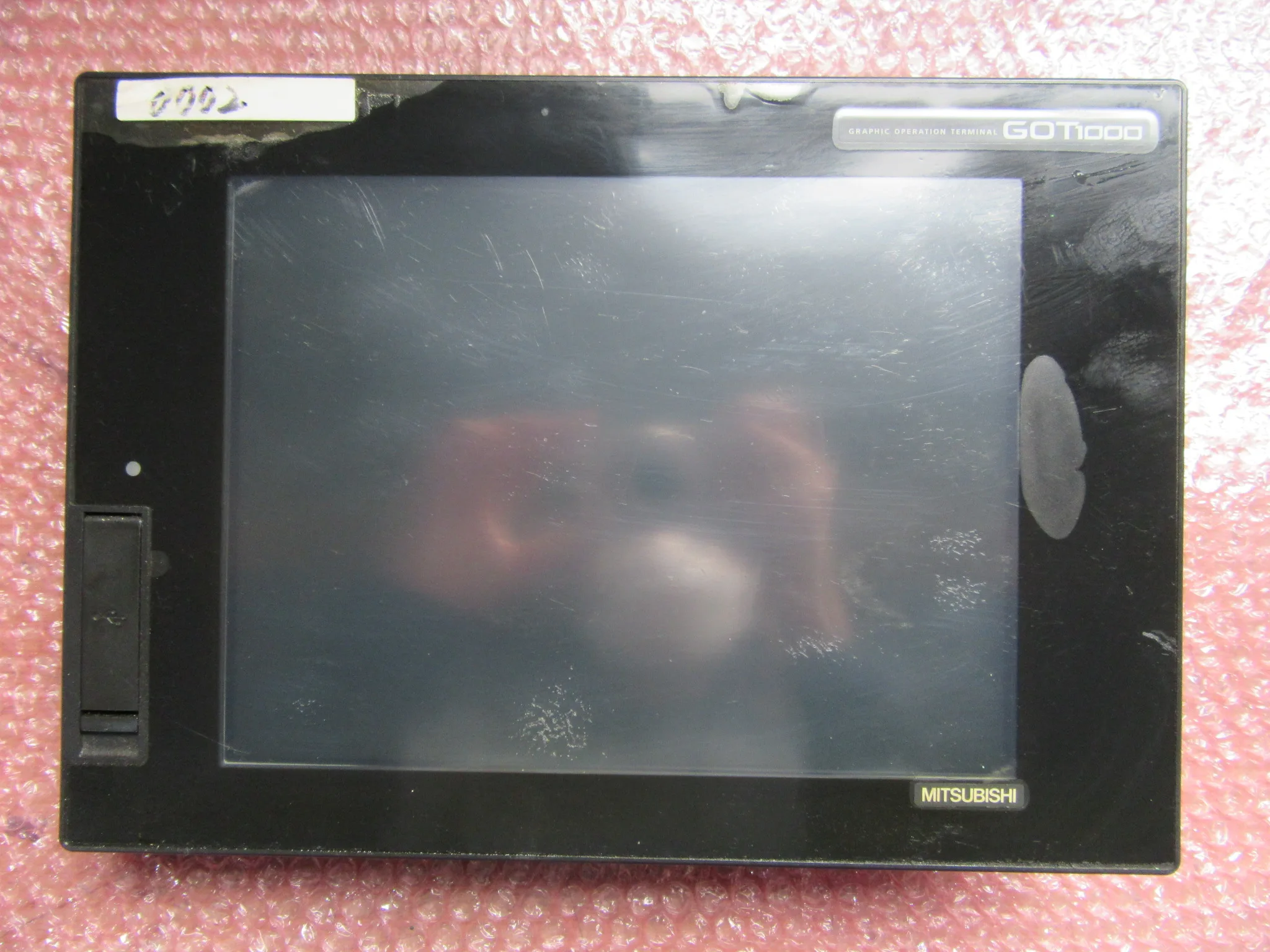 三菱マテリアル タッチパネル GOT1000(GT1672-VNBA) / MITSUBISHI MATERIALS Touch Panel GOT1000(GT1672-VNBA) TP230005