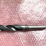 不二越 Nachi テーパーシャンクドリル φ32mm, 全長:253mm / NACHI-FUJIKOSHI Taper Shank Drill φ32mm, 全長:253mm TR230065