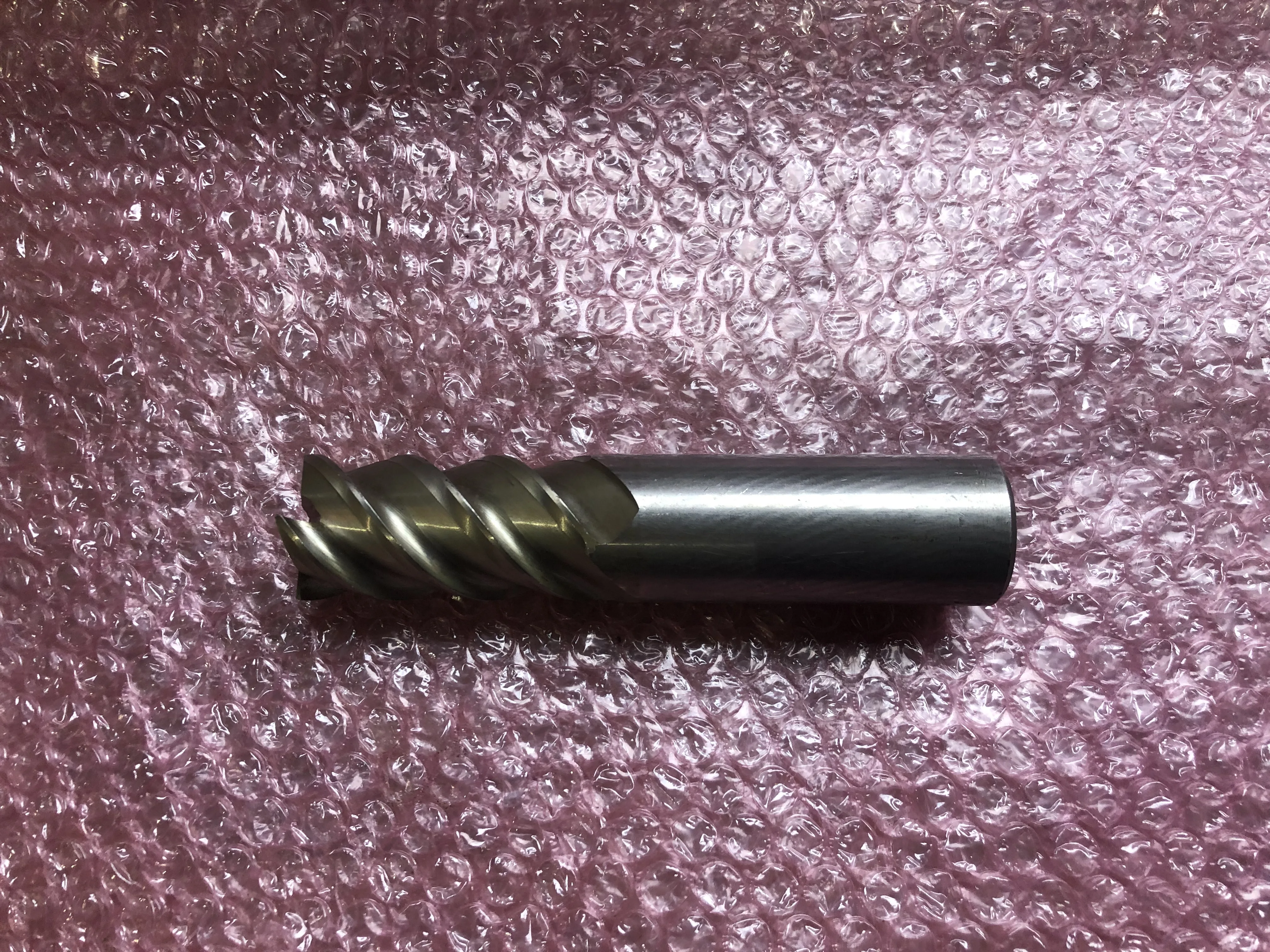 日進工具 NS 4枚刃/スクエア/エンドミル SKH57シリーズ φ32 / NS TOOL SKH57シリーズ φ32 TR240097
