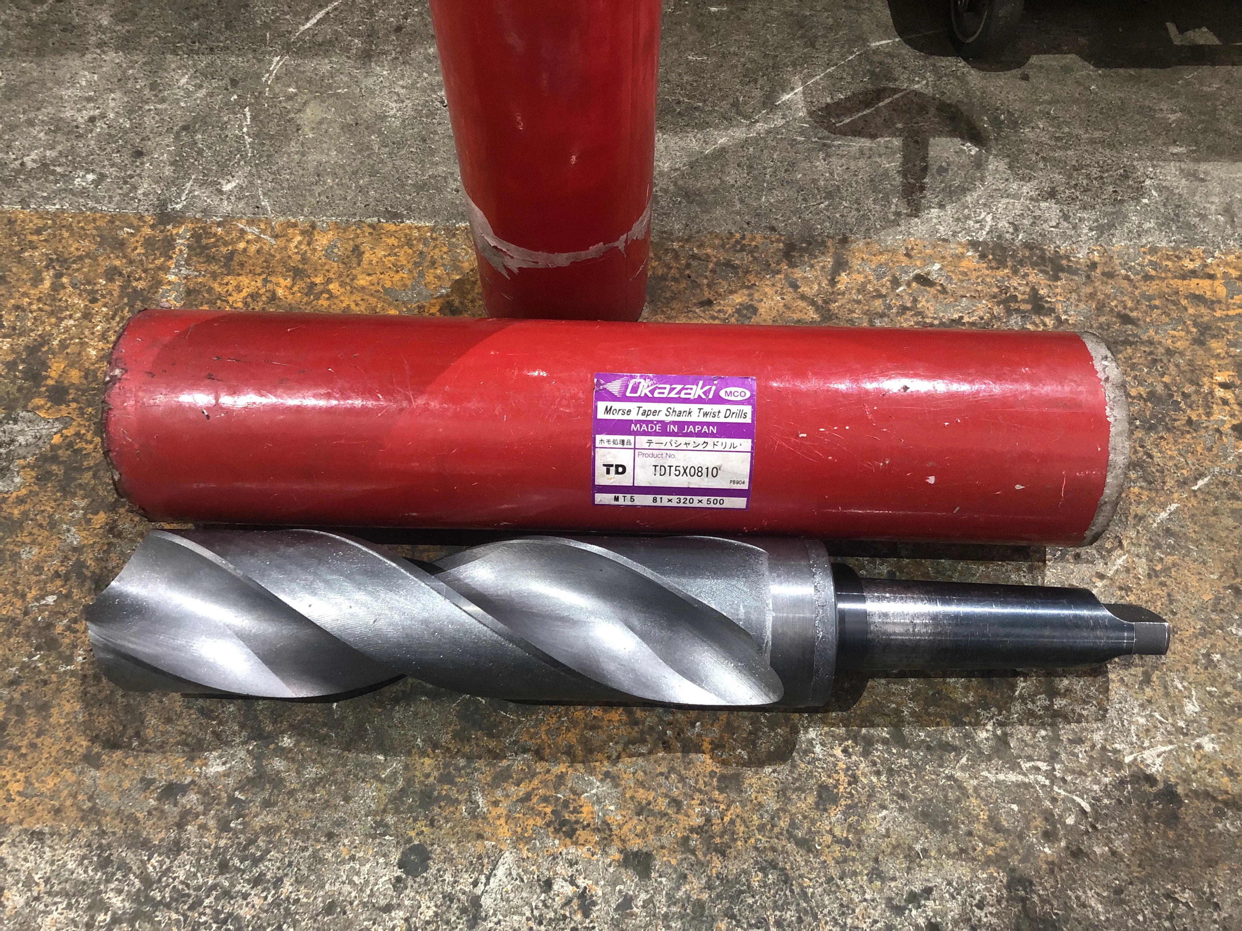 岡崎精工 テーパーシャンクドリル TDT5X0810 MT5 81X320X500mm / OKAZAKI SEIKO TDT5X0810 MT5 81X320X500mm TR240185
