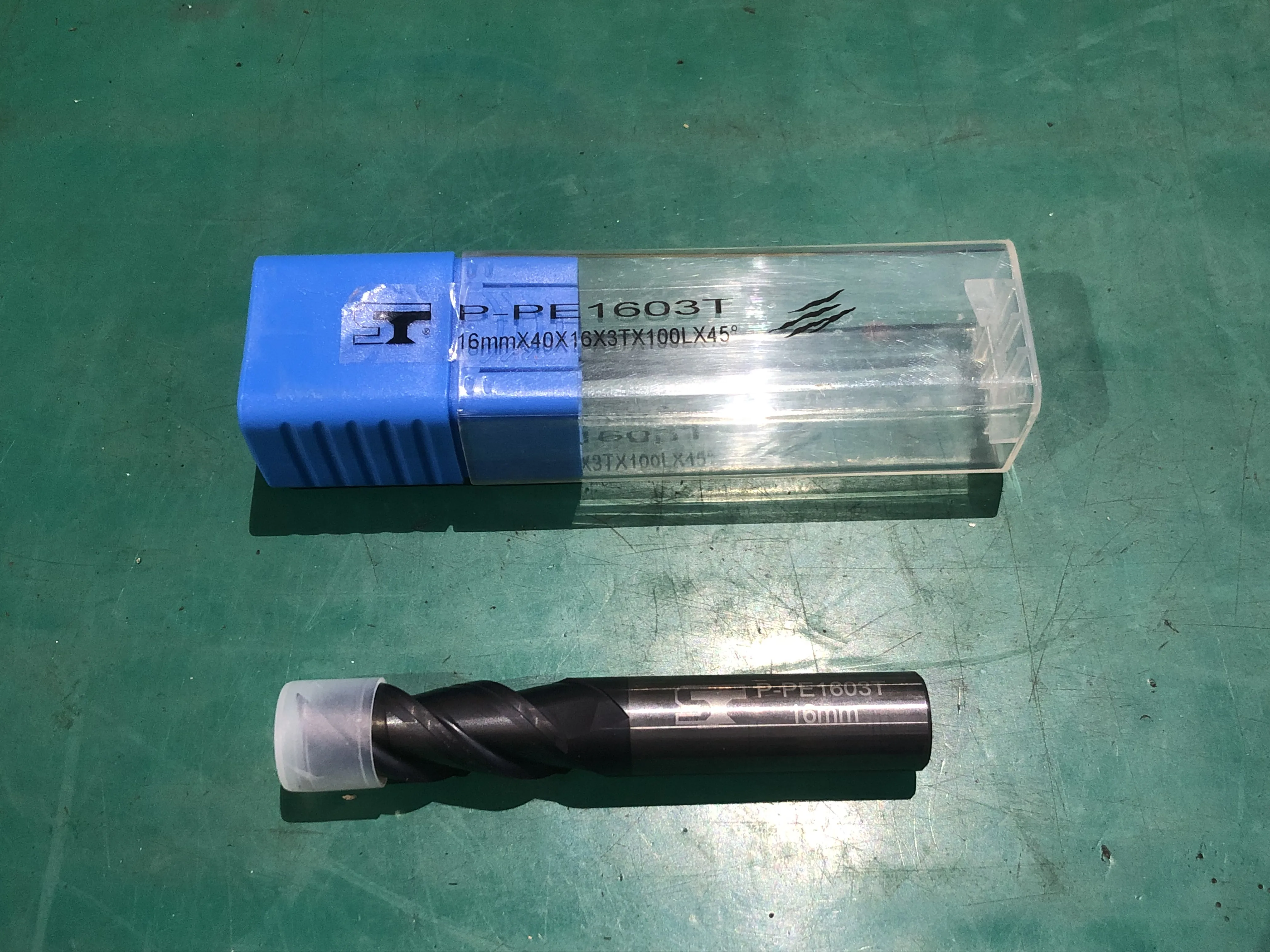 スピードタイガー 3枚刃/スクエア/エンドミル P-PE1603T / SPEED TIGER TECHNOLOGY P-PE1603T TR240202