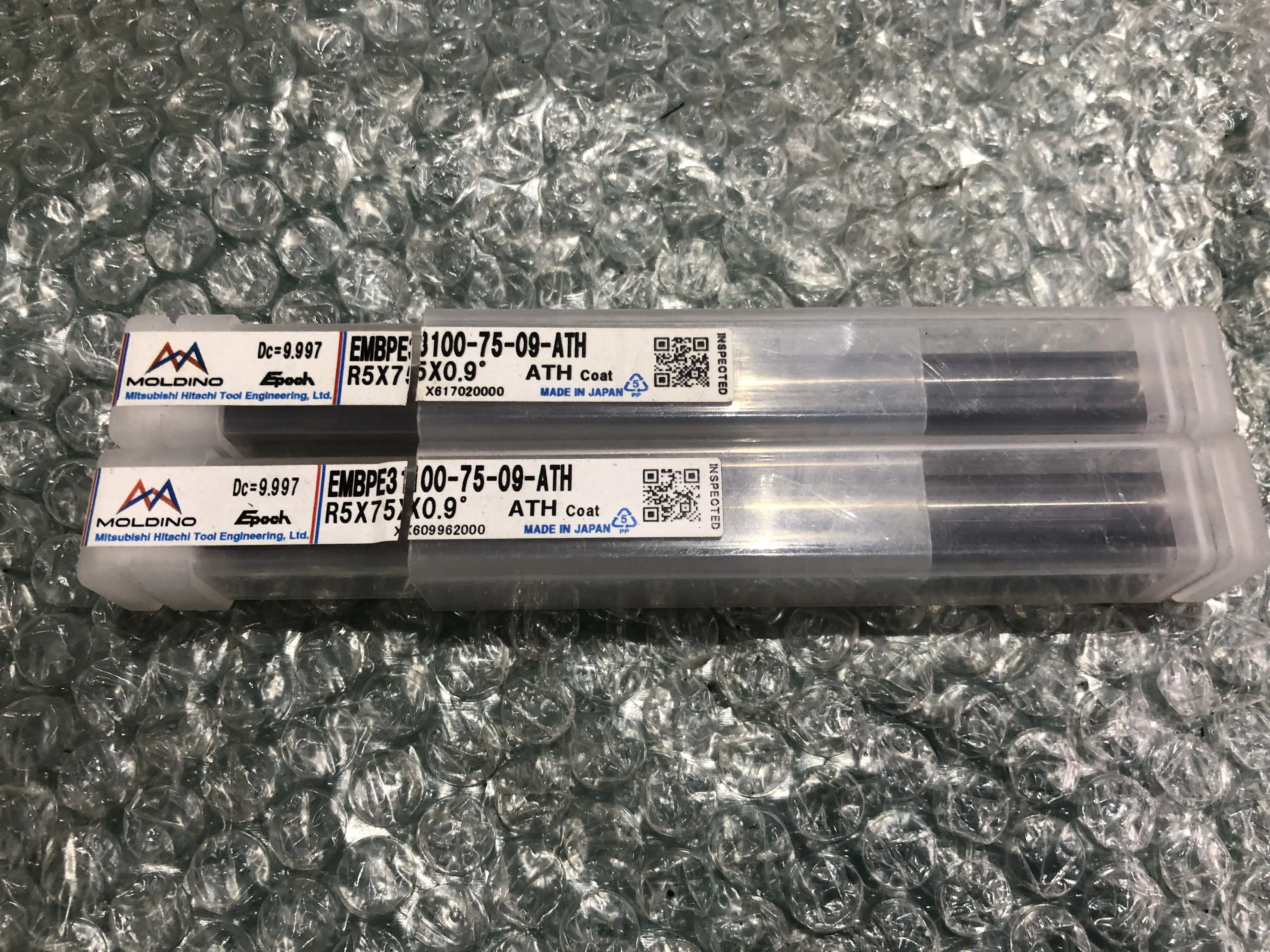 三菱日立ツール ロングネックボールエンドミル R5x75x0.9°（2本） / MITSUBISHI HITACHI TOOL R5x75x0.9°（2本） TR250092