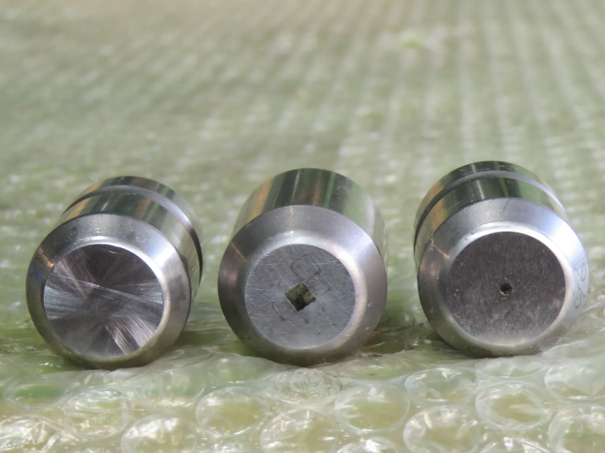 アマダ タレパン金型(ダイ) 3個セット（不明,3.40ｘ3.40,1.8） / AMADA Turret Punch Die 3個セット（不明,3.40ｘ3.40,1.8）