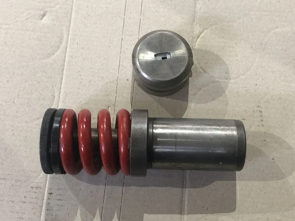 アマダ タレパン金型 / AMADA Turret Punch & Die Set TS220024