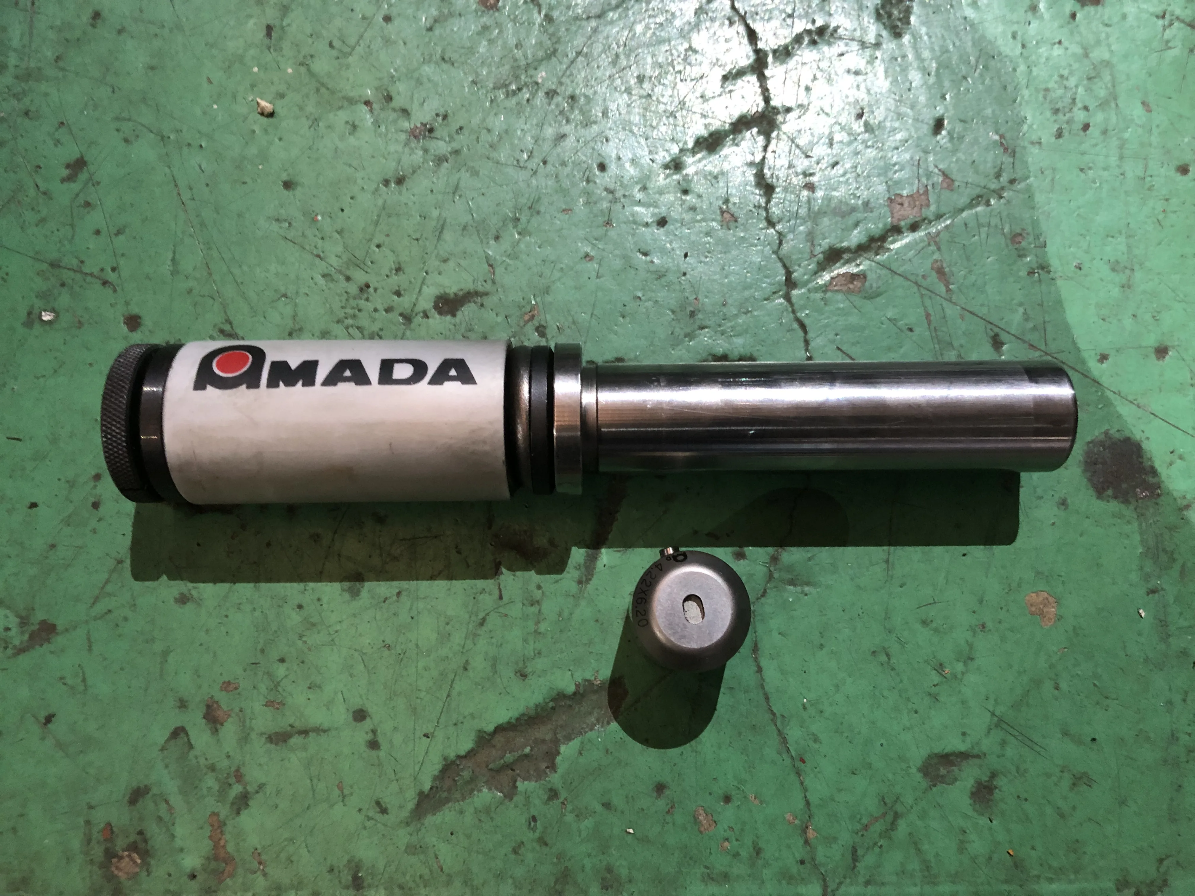 アマダ タレパン金型 パンチ4.02ｘ6.00 ダイ4.22ｘ6.20 / AMADA Turret Punch & Die Set パンチ4.02ｘ6.00 ダイ4.22ｘ6.20 TS230020