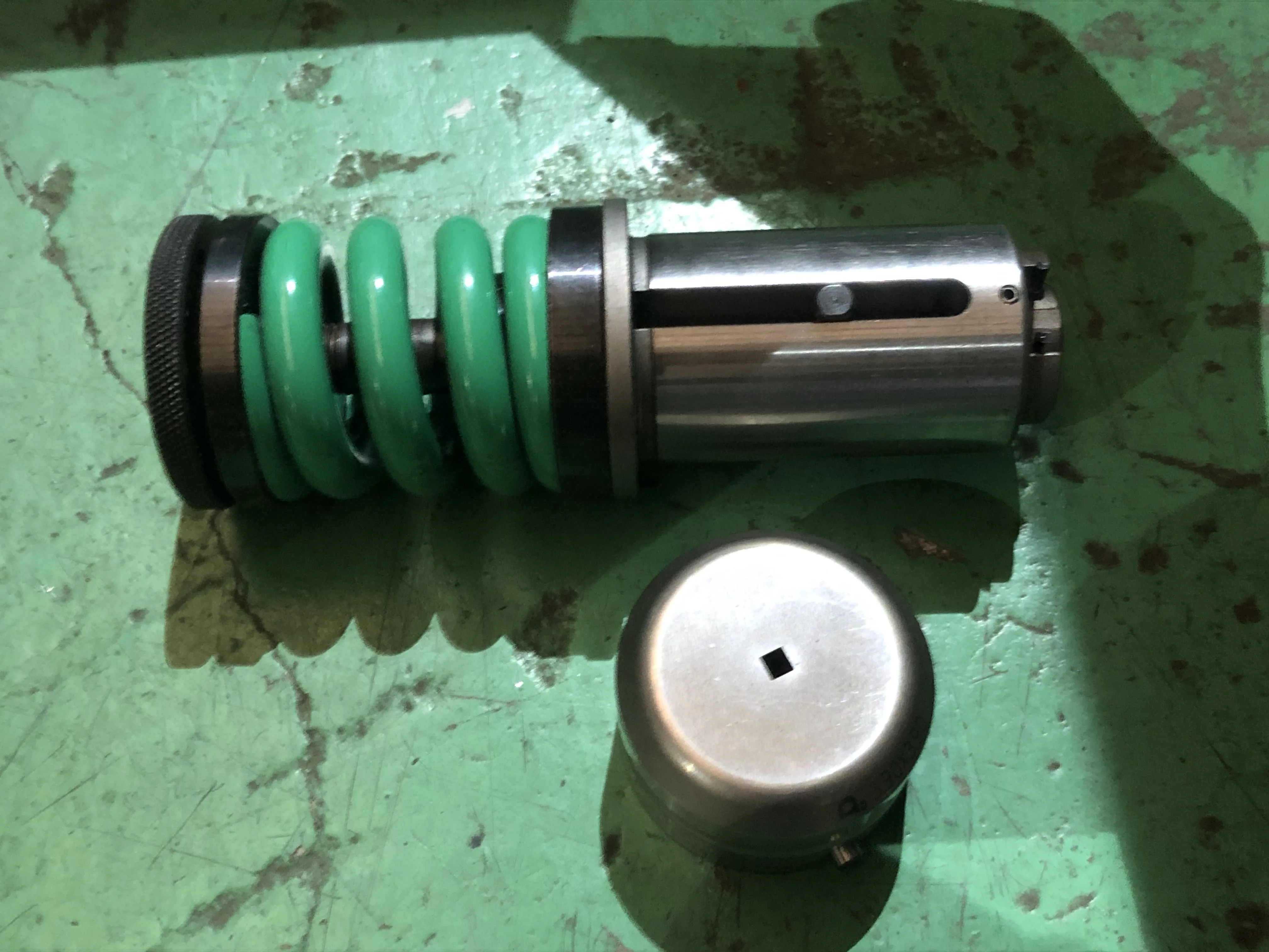 アマダ タレパン金型 パンチ3.70ｘ3.70 ダイ3.90ｘ3.90 / AMADA Turret Punch & Die Set パンチ3.70ｘ3.70 ダイ3.90ｘ3.90 TS230025