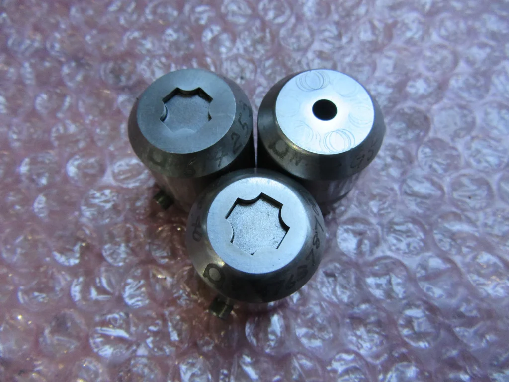 アマダ タレパン金型（ダイ）3個 ①4.7(G5)②4763787001③614253 / AMADA Turret Punch Die 3pcs ①4.7(G5)②4763787001③614253 TS230287