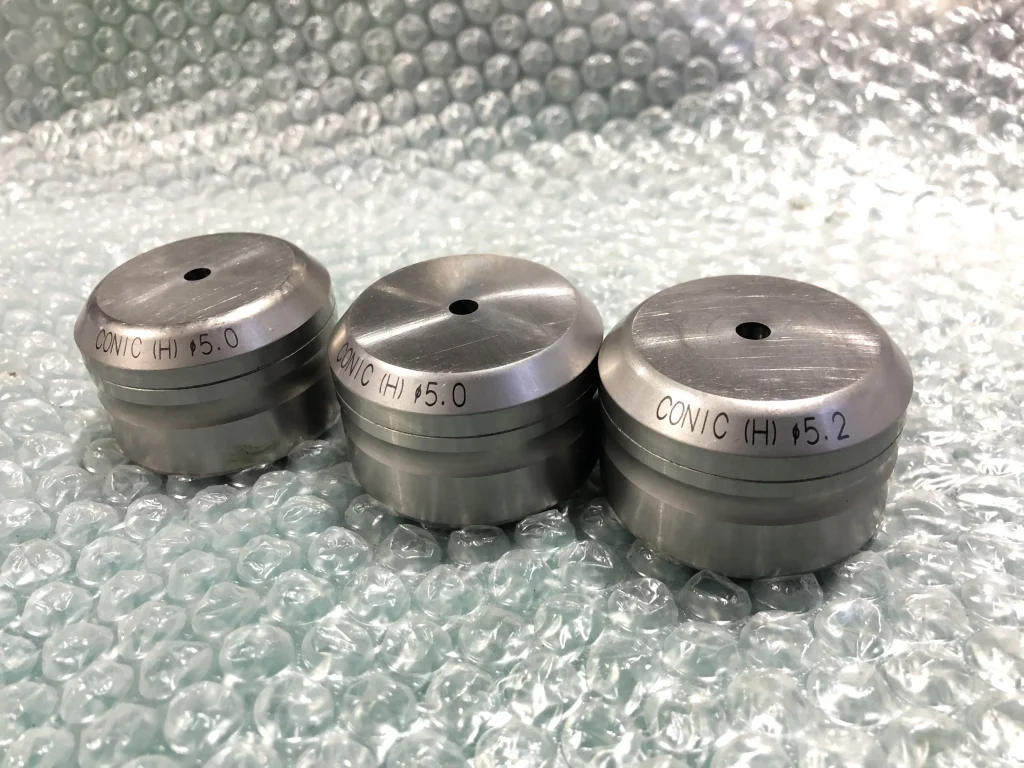 コニック タレパン金型 ダイ 3個 φ5.0（2個）、φ5.2（1個） / CONIC φ5.0（2個）、φ5.2（1個） TS240009