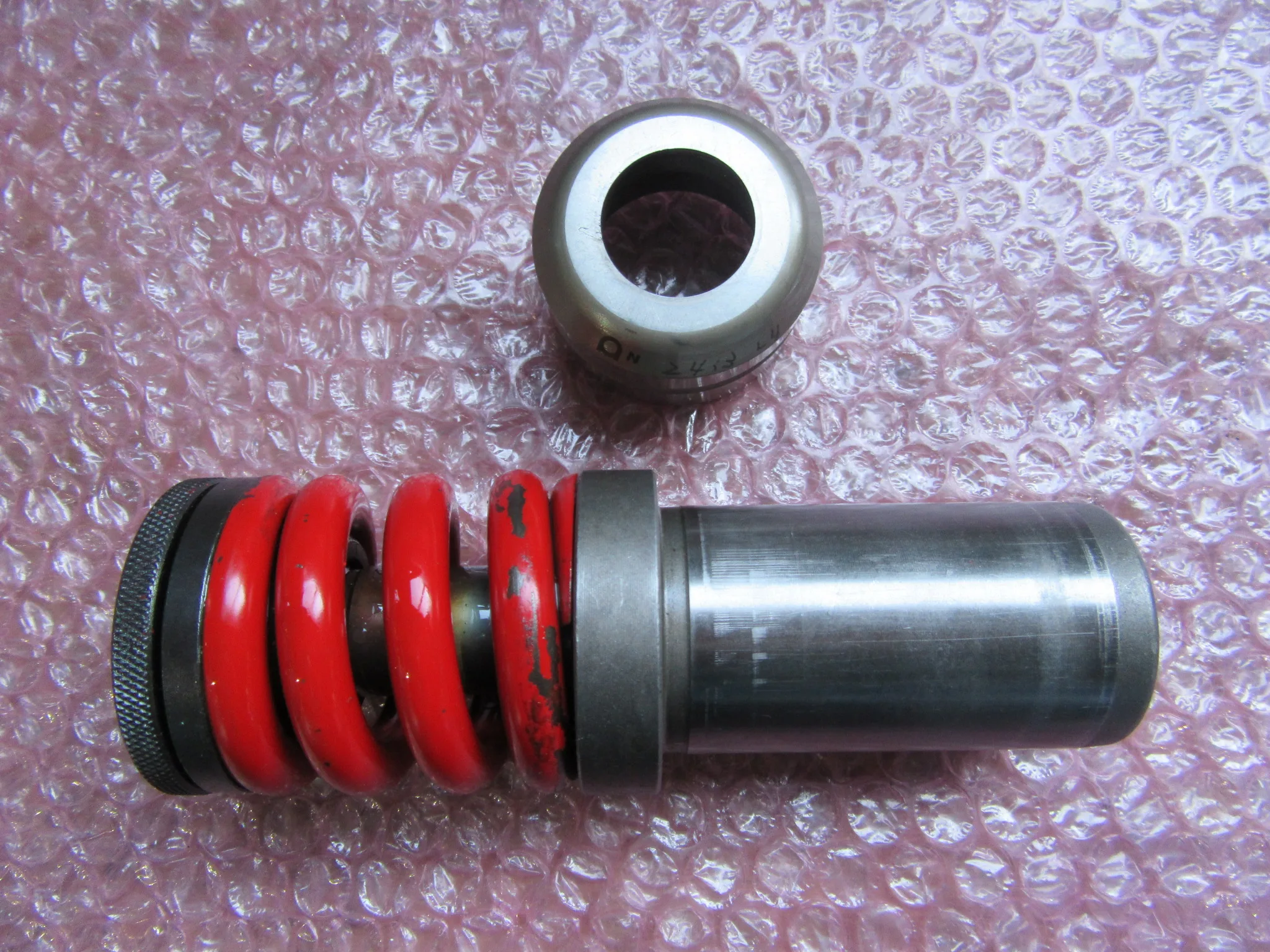 アマダ タレパン金型 パンチ＆ダイセット ダイ＝24.3 パンチ＝24.0 / AMADA ダイ＝24.3 パンチ＝24.0 TS240040