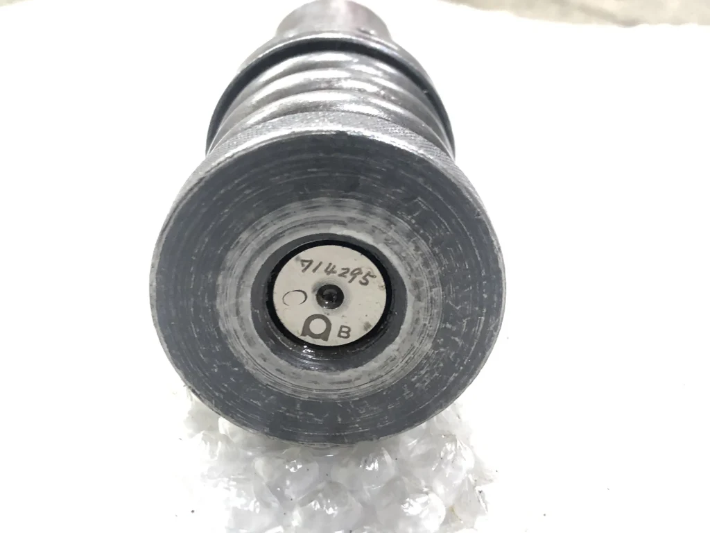 アマダ タレパン金型(ショート) パンチ：714295 / AMADA パンチ：714295 TS240142