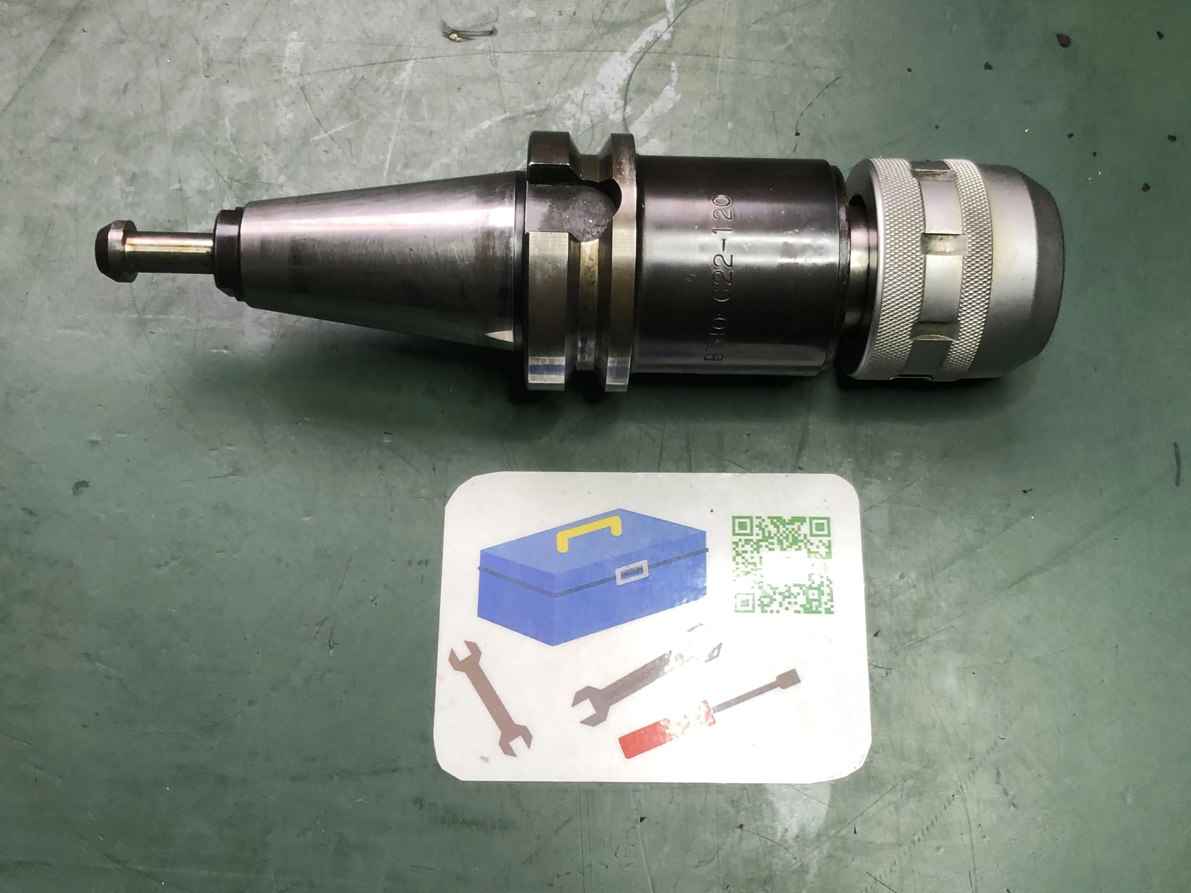 日研工作所 BT40 BT40-C22-120 / NIKKEN KOSAKUSHO WORKS BT40 Milling Chuck BT40-C22-120 TU210038