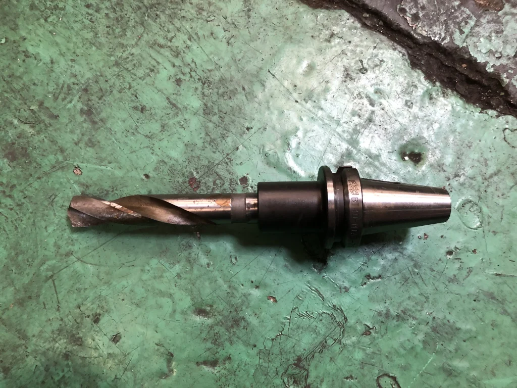 共立精機 KSC BT40 BT40-MTA3-75 / KYORITSU SEIKI KSC BT40 Morse Taper Arbor BT40-MTA3-75 TU210103