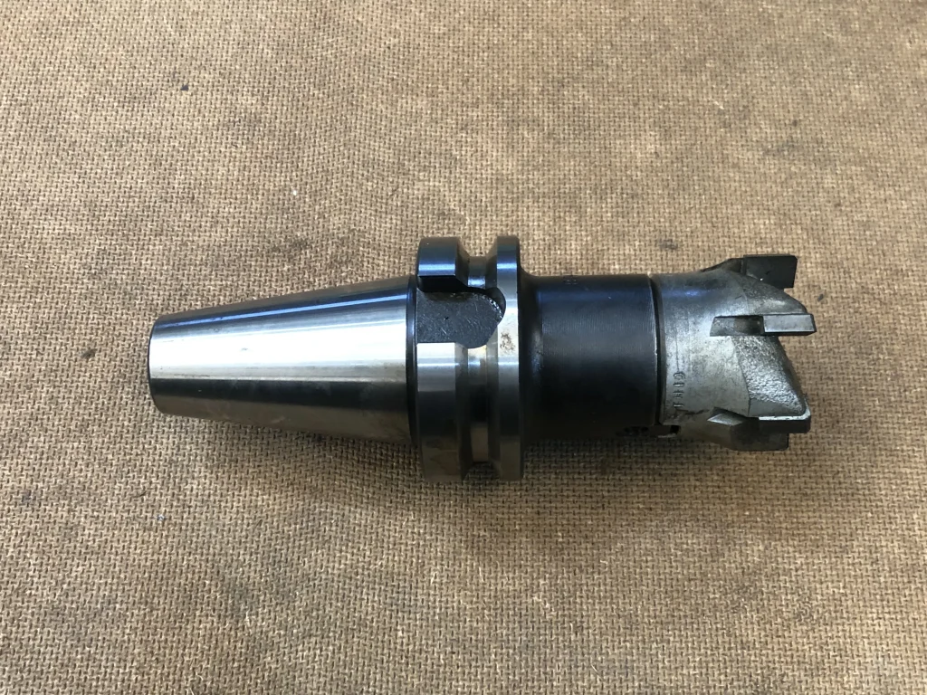 日研工作所 BT40 BT40-SMA22.225-60 / NIKKEN KOSAKUSHO WORKS BT40 Shell End Mill Arbor BT40-SMA22.225-60 TU220098