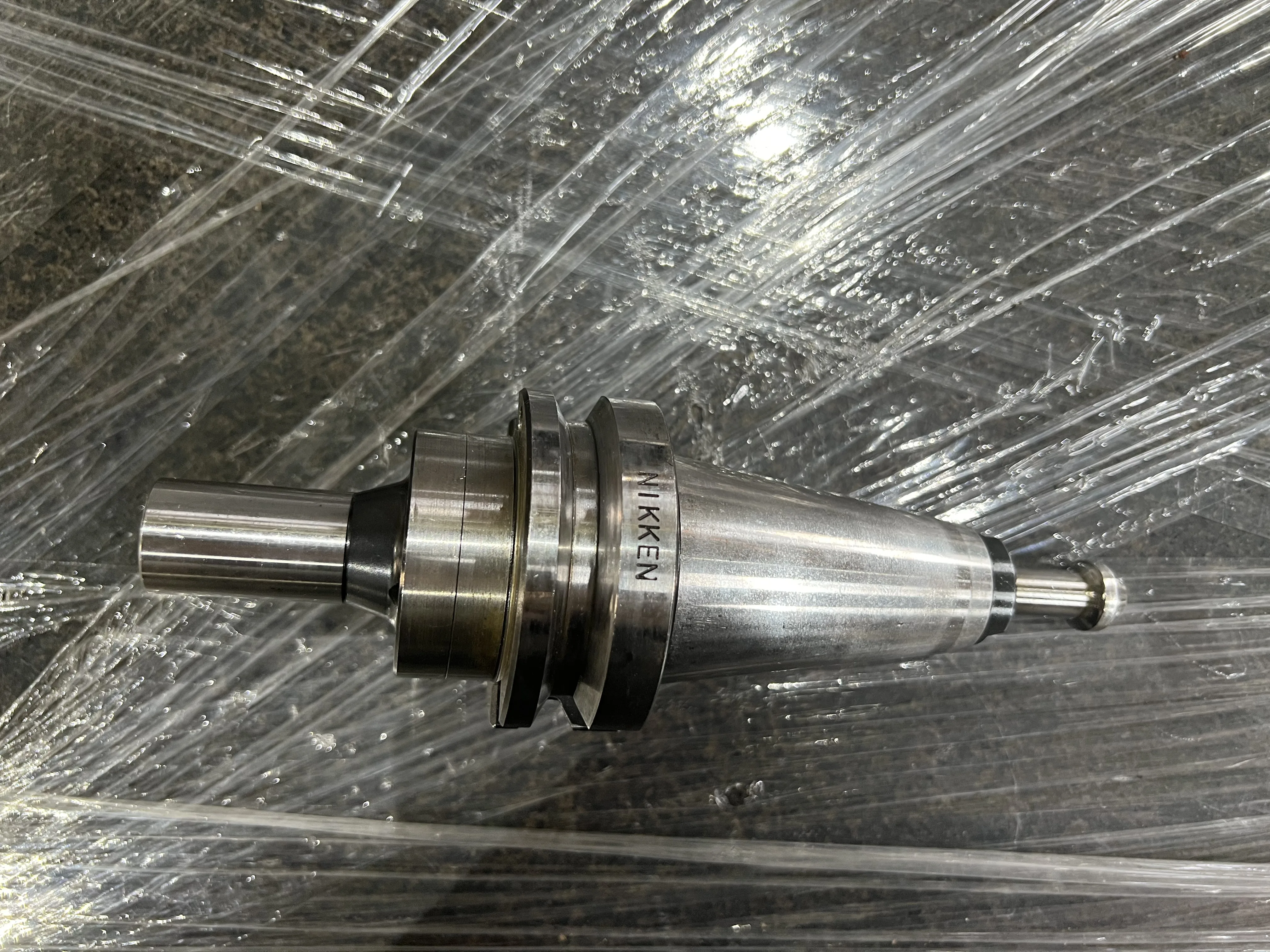 日研工作所 BT40 BT40-MMC8-90 / NIKKEN KOSAKUSHO WORKS BT40 Milling Chuck BT40-MMC8-90 TU220198
