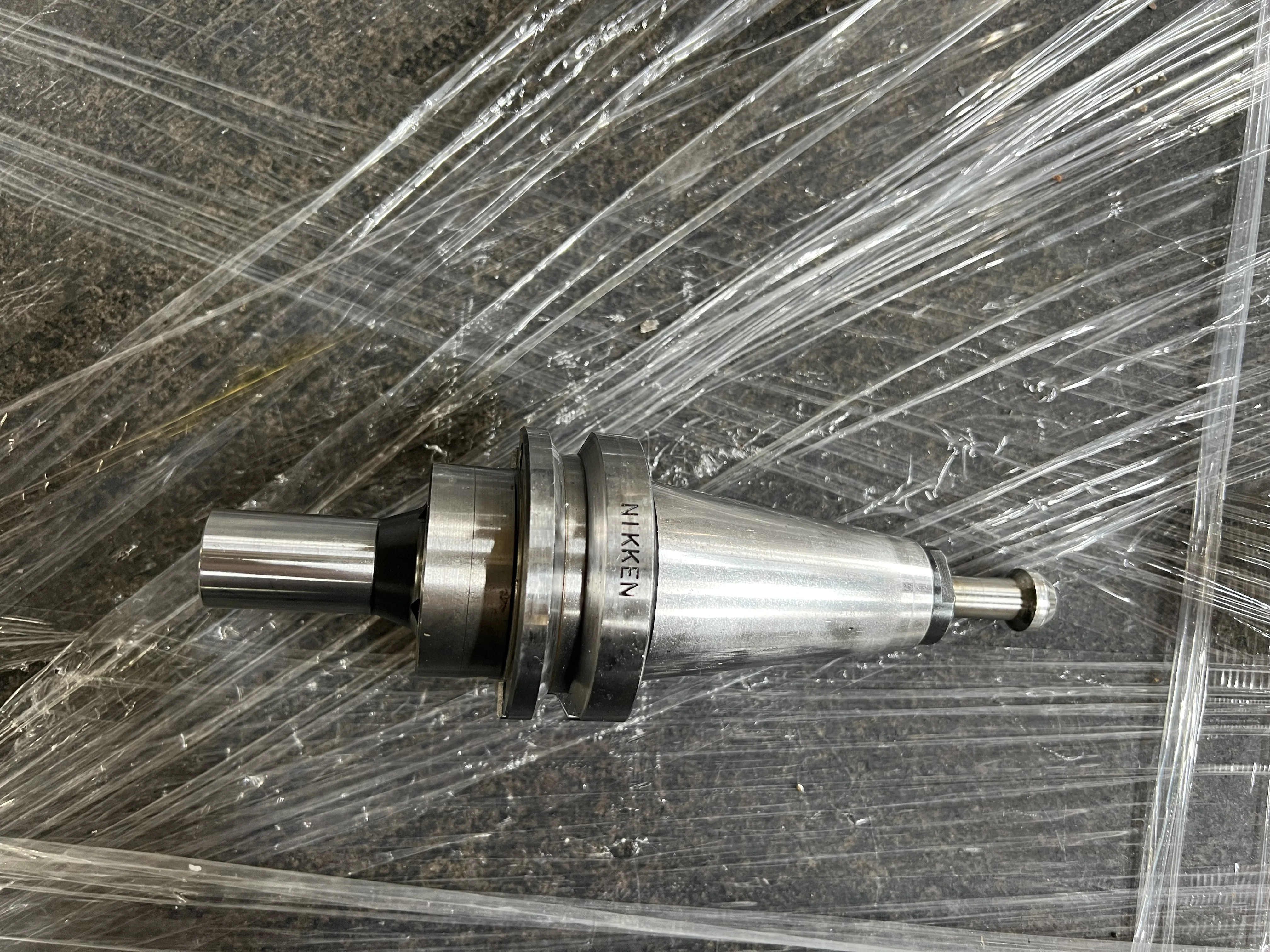 日研工作所 BT40 BT40-MMC8-90 / NIKKEN KOSAKUSHO WORKS BT40 Milling Chuck BT40-MMC8-90 TU220205