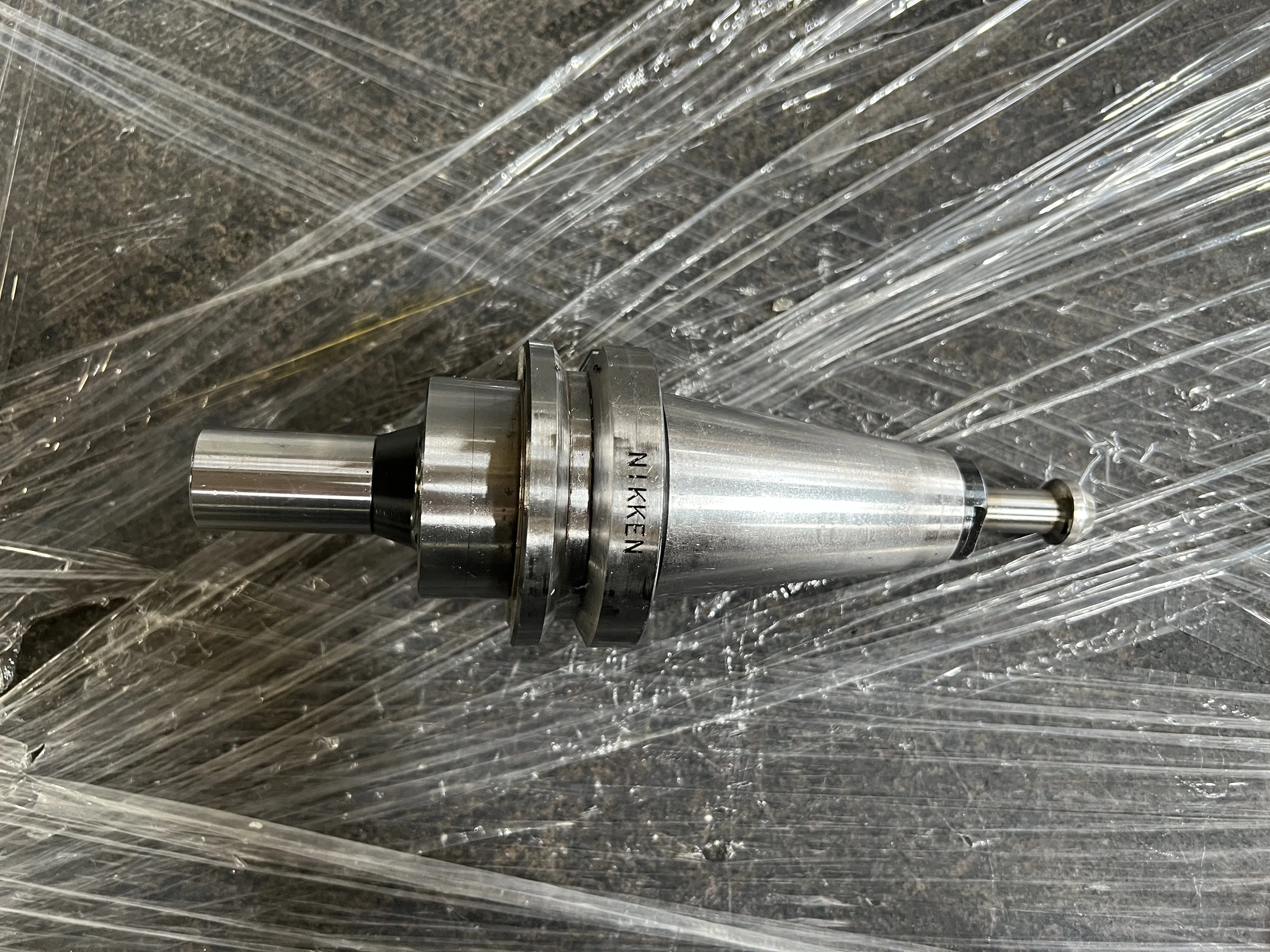 日研工作所 BT40 BT40-MMC8-90 / NIKKEN KOSAKUSHO WORKS BT40 Milling Chuck BT40-MMC8-90 TU220206