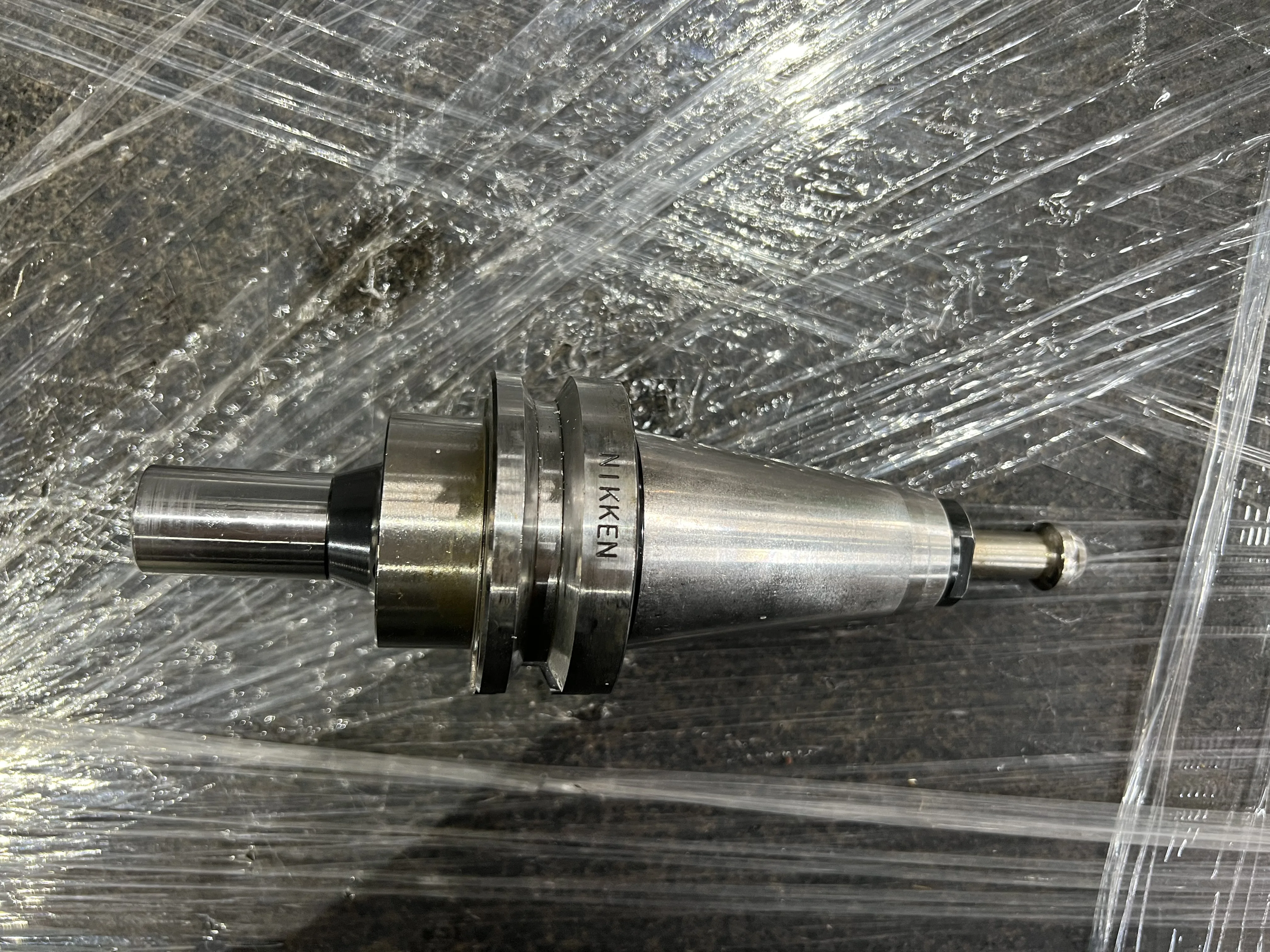 日研工作所 BT40 BT40-MMC8-90 / NIKKEN KOSAKUSHO WORKS BT40 Milling Chuck BT40-MMC8-90 TU220211