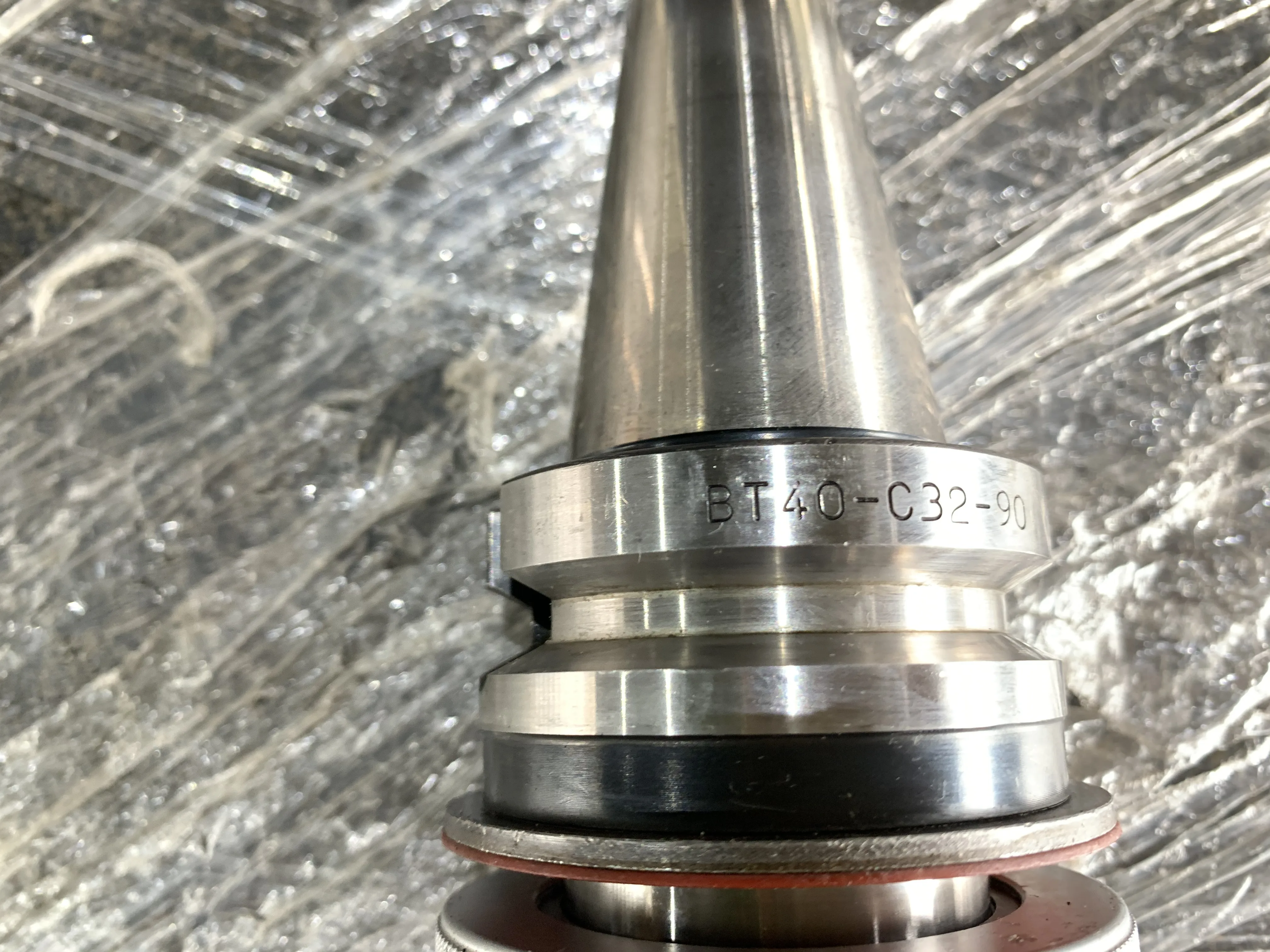 日研工作所 BT40 BT40-C32-90 / NIKKEN KOSAKUSHO WORKS BT40 Milling Chuck BT40-C32-90 TU220259