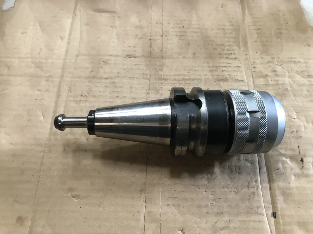 日研工作所 BT40 BT40-C22-90 / NIKKEN KOSAKUSHO WORKS BT40 Milling Chuck BT40-C22-90 TU220468