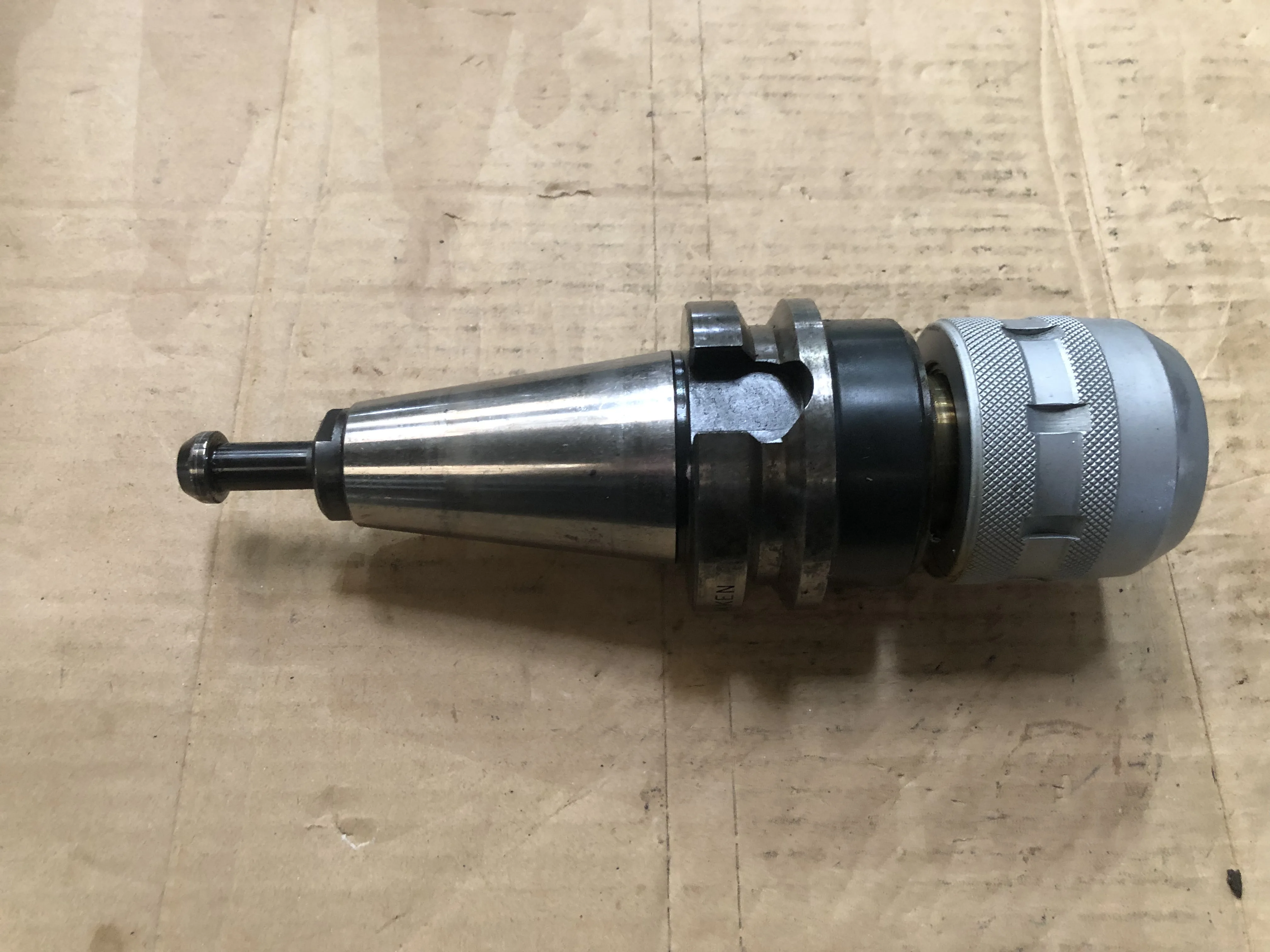 日研工作所 BT40 BT40-C20-90 / NIKKEN KOSAKUSHO WORKS BT40 Milling Chuck BT40-C20-90 TU220475