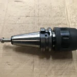 日研工作所 BT40 BT40-HMC25-85G / NIKKEN KOSAKUSHO WORKS BT40 New High-Power Milling Chuck BT40-HMC25-85G TU220479