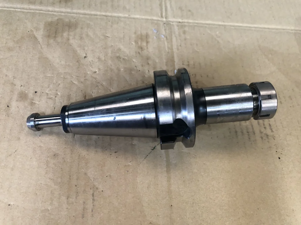 大昭和精機 BIG BT40 BT40-NBS10-90 / BIG DAISHOWA BT40 New Baby Chuck BT40-NBS10-90 TU220537