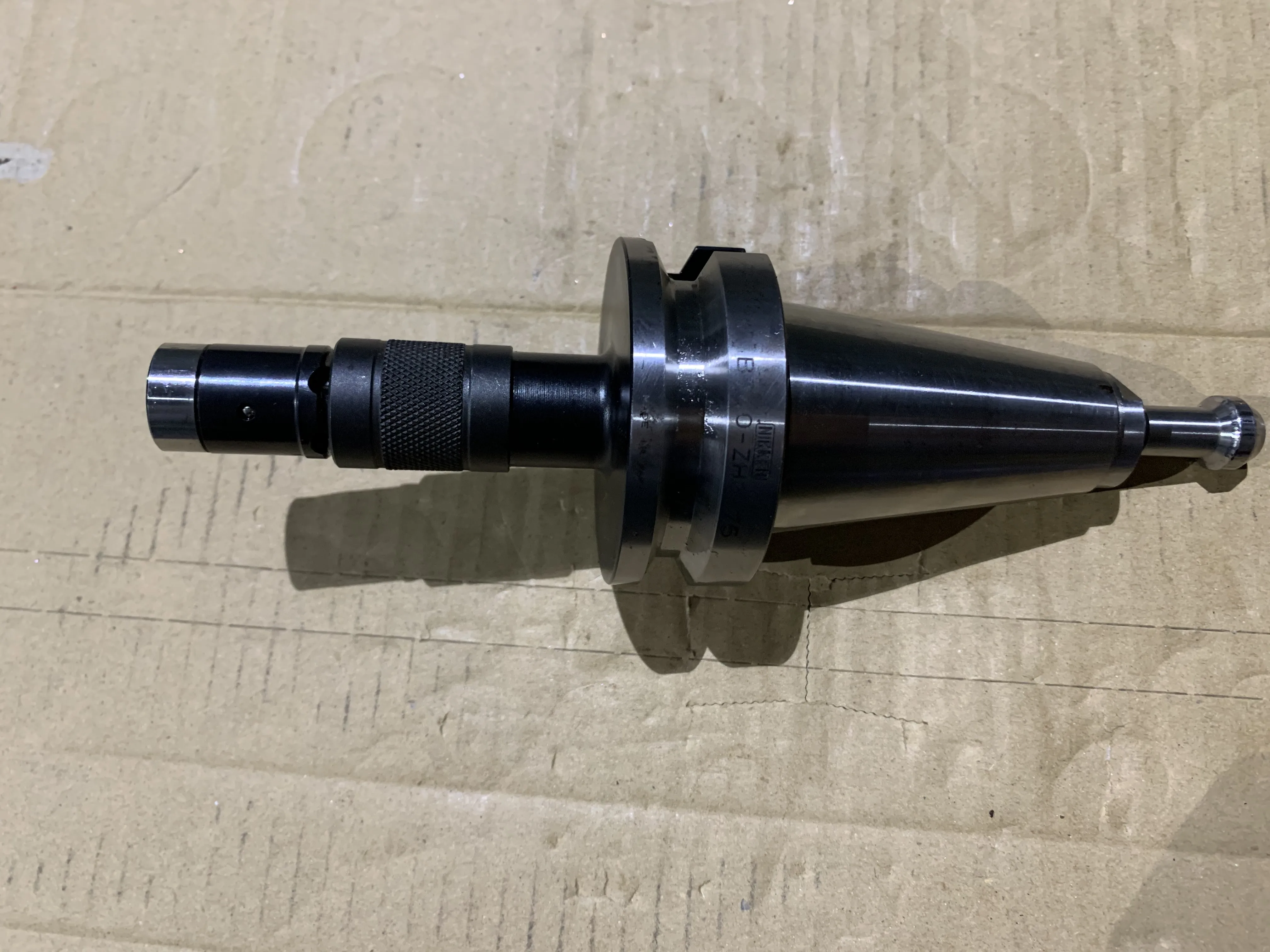 日研工作所 BT40 BT40-ZH8-75 / NIKKEN KOSAKUSHO WORKS BT40 Tap Holder BT40-ZH8-75 TU220757