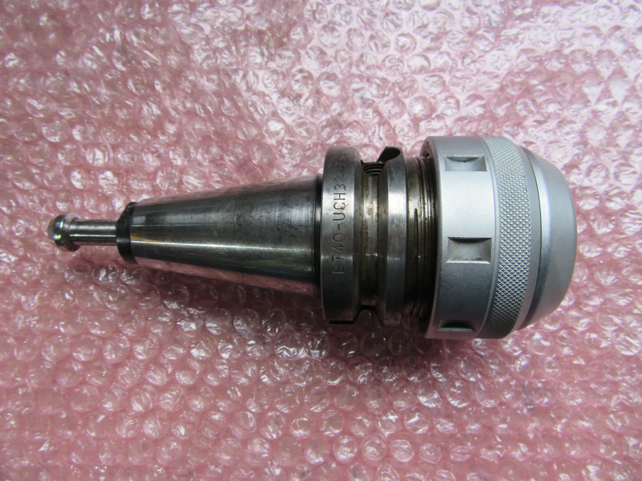 日研工作所 BT40 BT40-UCH32-75 / NIKKEN KOSAKUSHO WORKS BT40 Milling Chuck BT40-UCH32-75 TU230136