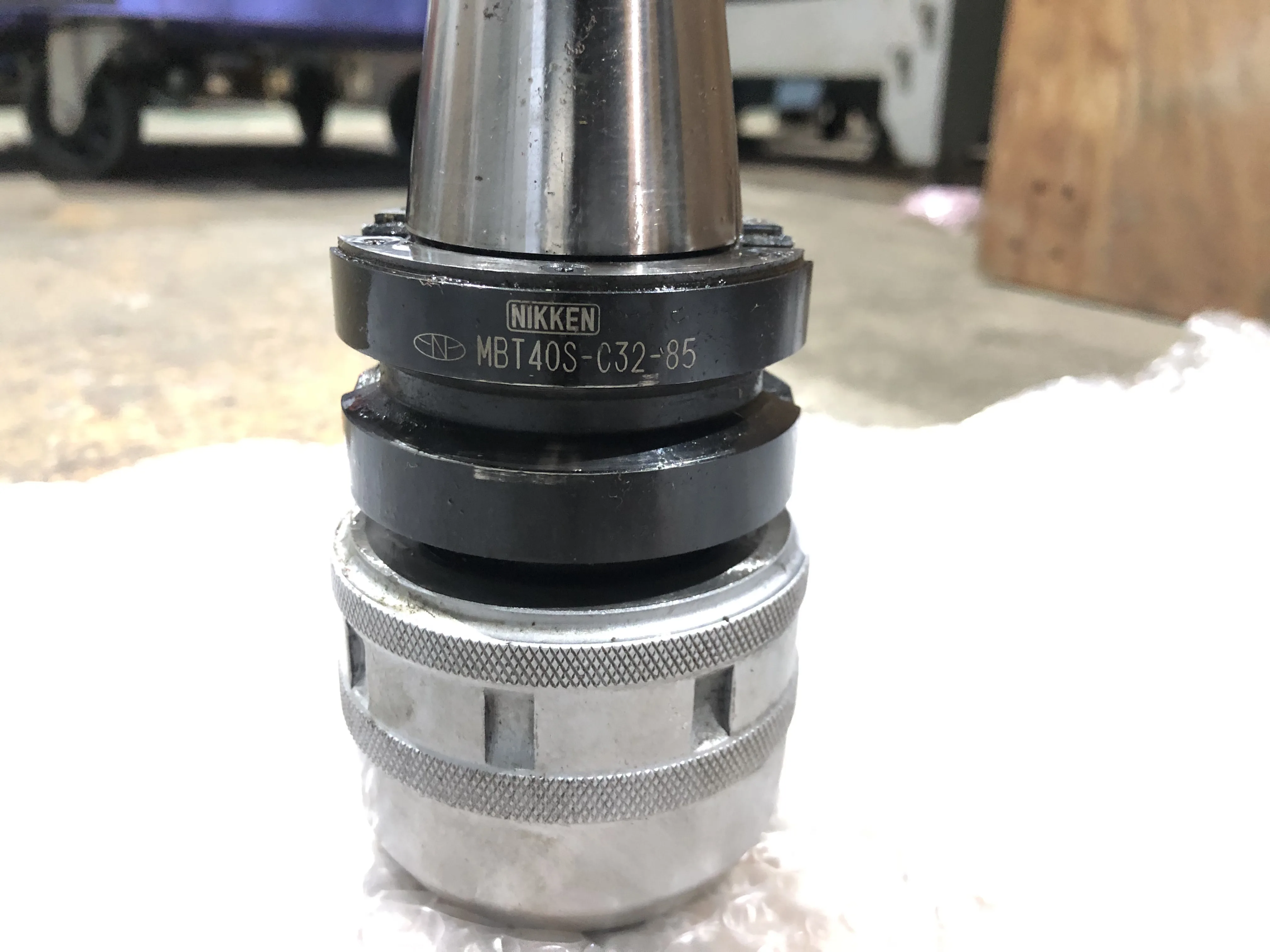 日研工作所 ミーリングチャック MBT40S-C32-85 / NIKKEN KOSAKUSHO WORKS BT40 Milling Chuck MBT40S-C32-85 TU230236