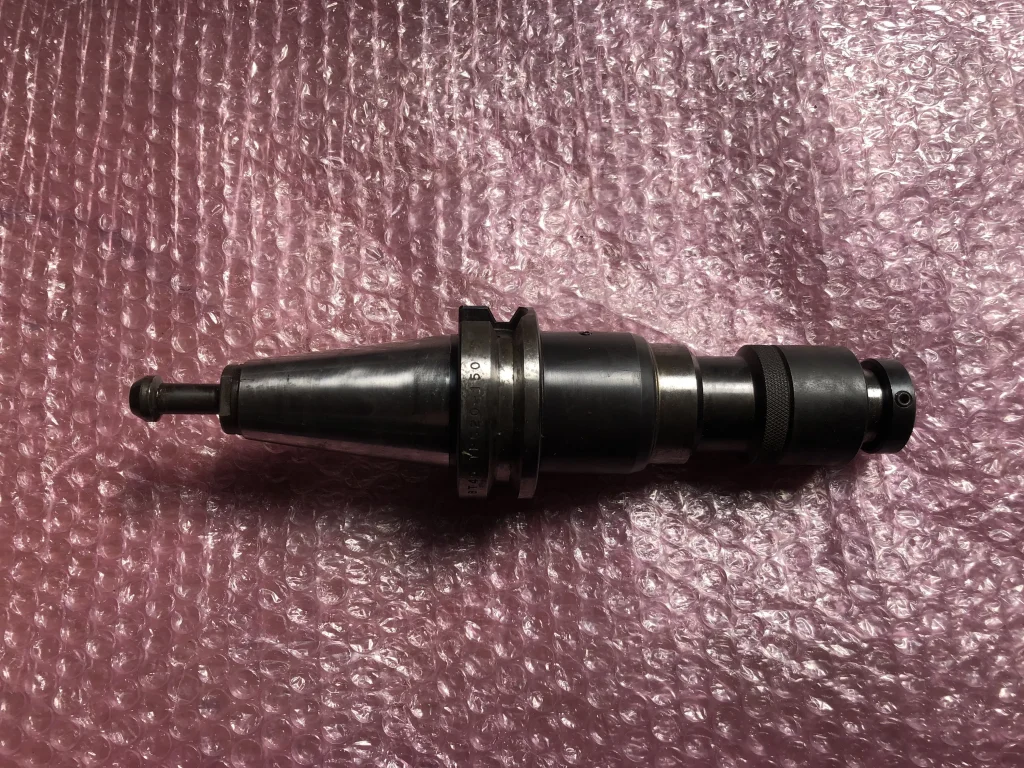 聖和 SHOWA BT40 タップホルダー BT40-TPC20-150 / SHOWA TOOL BT40-TPC20-150 TU240055