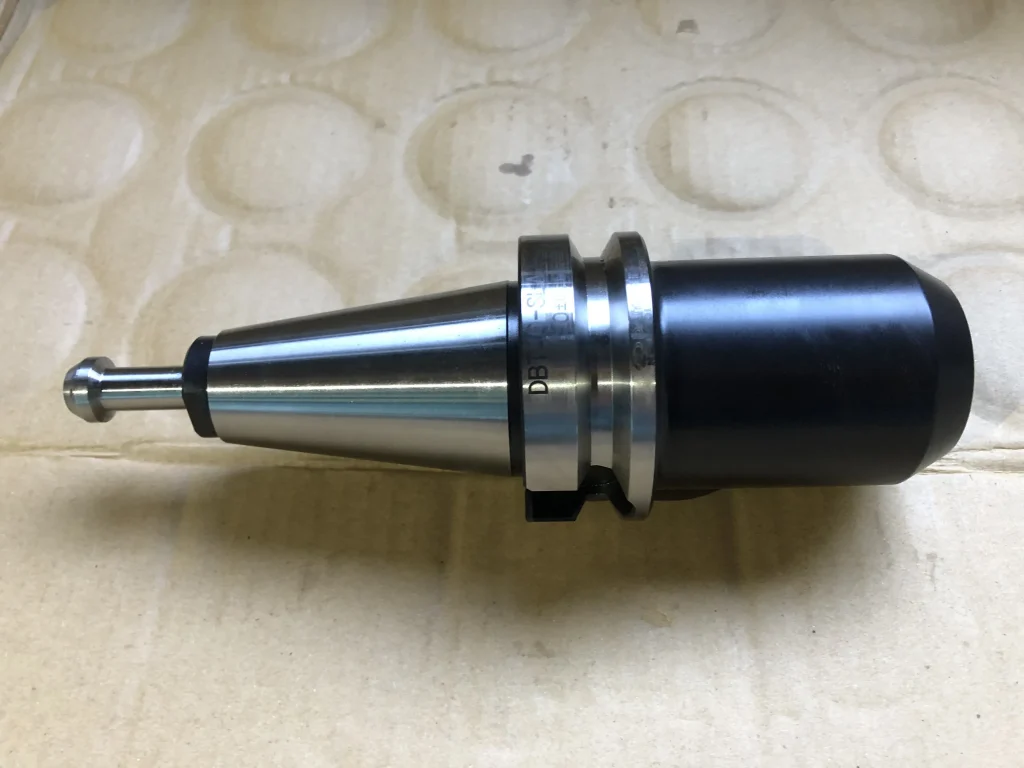 大東精工 DBT40 サイドロックホルダ DBT40-SLA25-90 / DAITO SEIKO DBT40-SLA25-90 TU250007