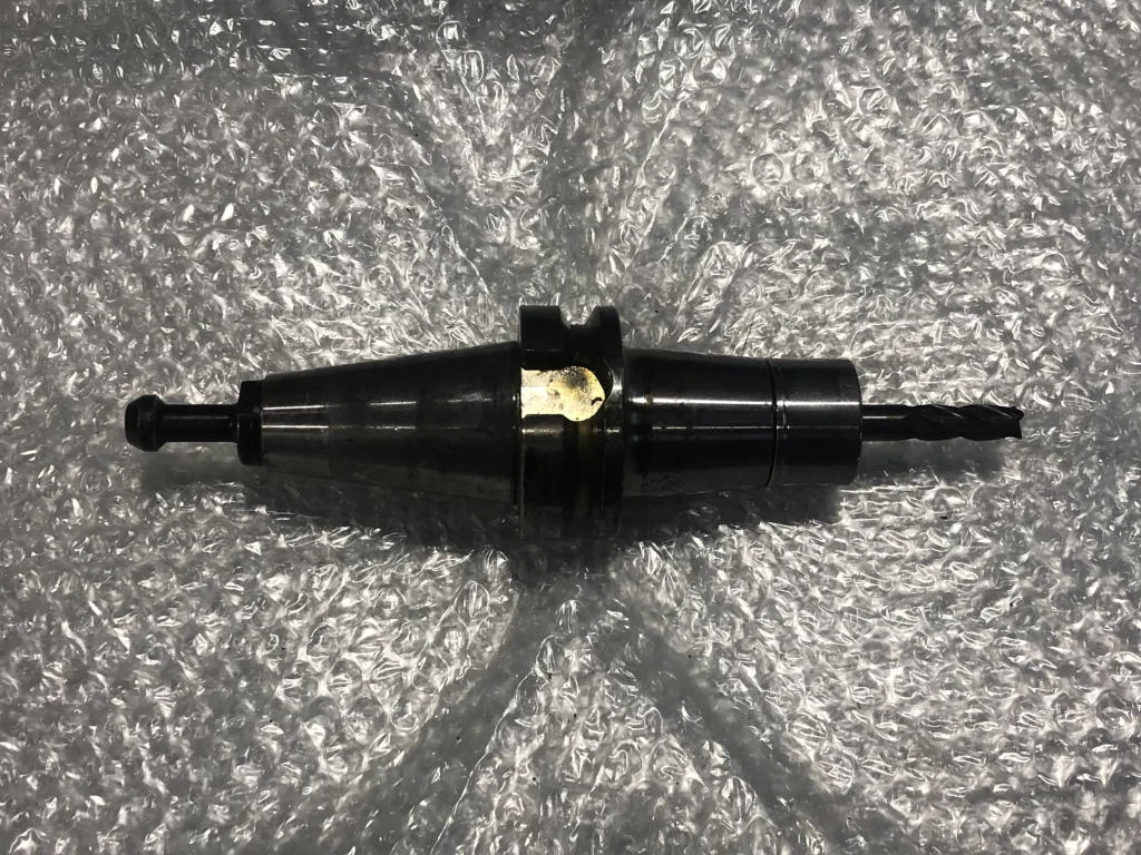 大昭和精機 BIG BBT40 メガEチャック BBT40-MEGA10E-90 / BIG DAISHOWA BBT40-MEGA10E-90 TU250037