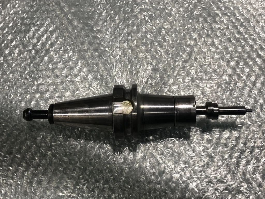 大昭和精機 BIG BBT40 メガEチャック BBT40-MEGA10E-90 / BIG DAISHOWA BBT40-MEGA10E-90 TU250056