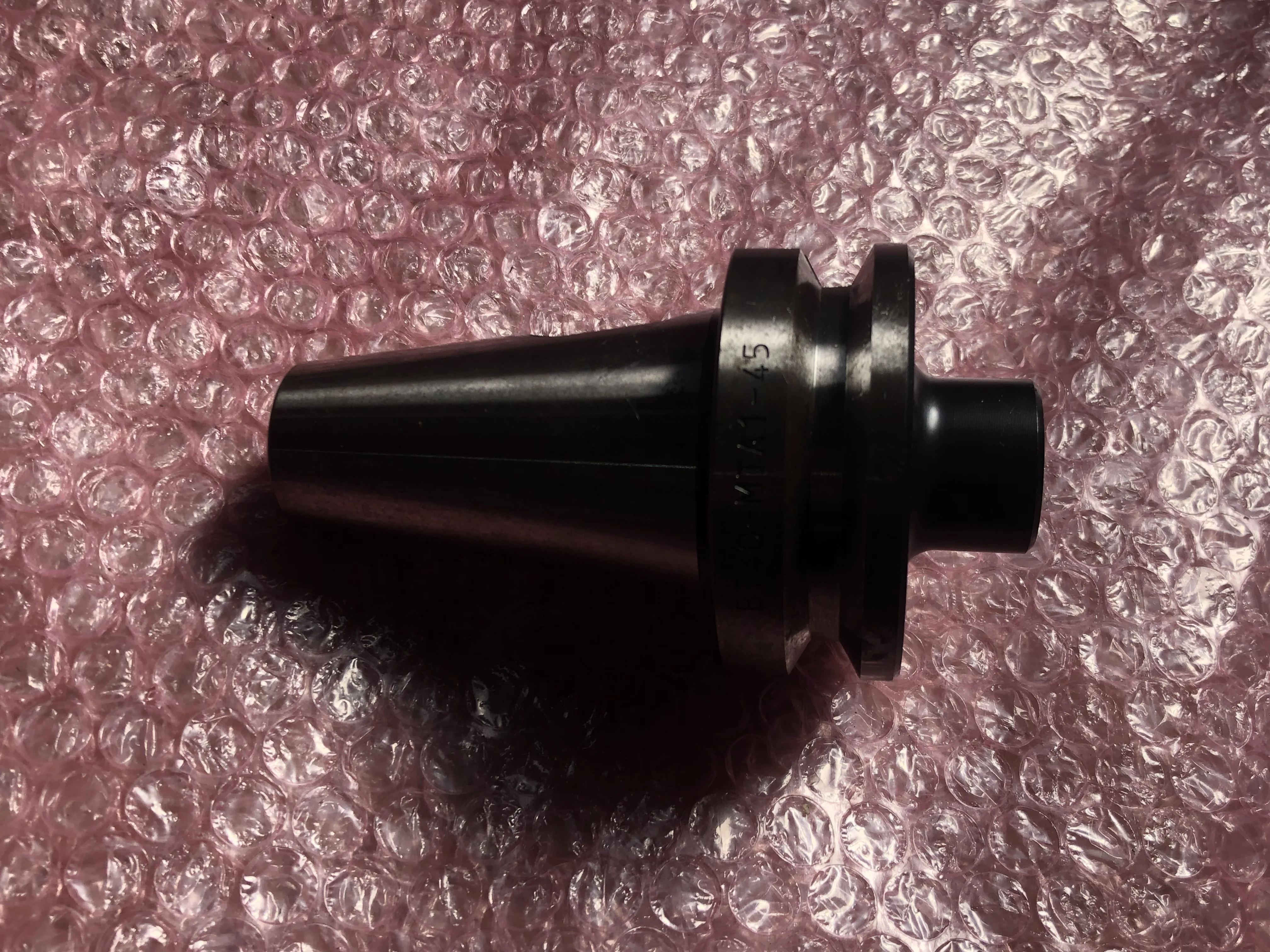 日研工作所 BT40 モールステーパスリーブ BT40-MTA1-45 / NIKKEN KOSAKUSHO WORKS BT40-MTA1-45 TU250071