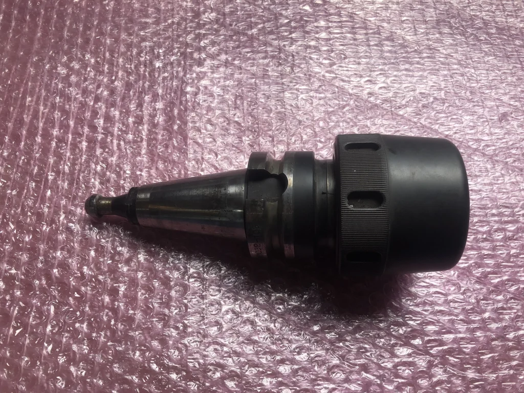 大昭和精機 BIG BT40 ニューハイパワーミーリングチャック BT40-HMC32-105 / BIG DAISHOWA BT40-HMC32-105 TU250189