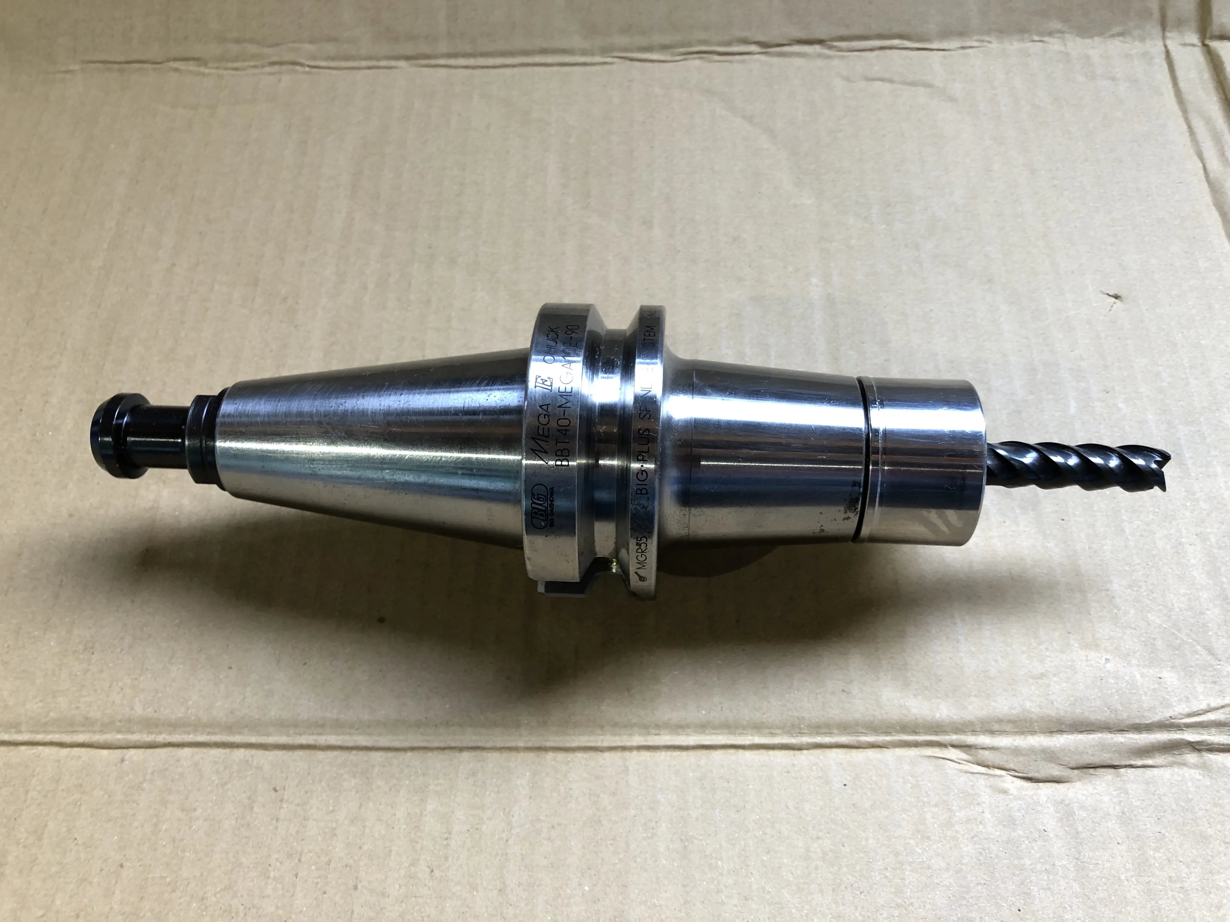 大昭和精機 BIG BBT40 メガEチャック BBT40-MEGA10E-90 / BIG DAISHOWA BBT40-MEGA10E-90 TU250260