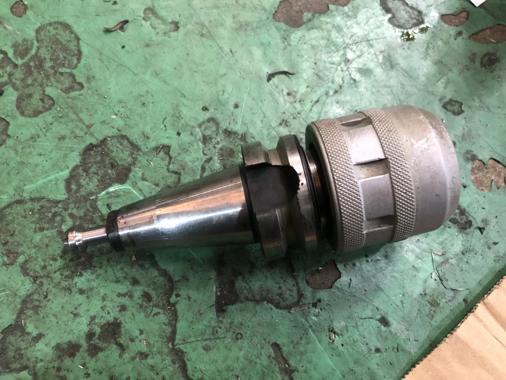 日研工作所 BT30 BT30-C20-65 / NIKKEN KOSAKUSHO WORKS BT30 Milling Chuck BT30-C20-65 TV210015