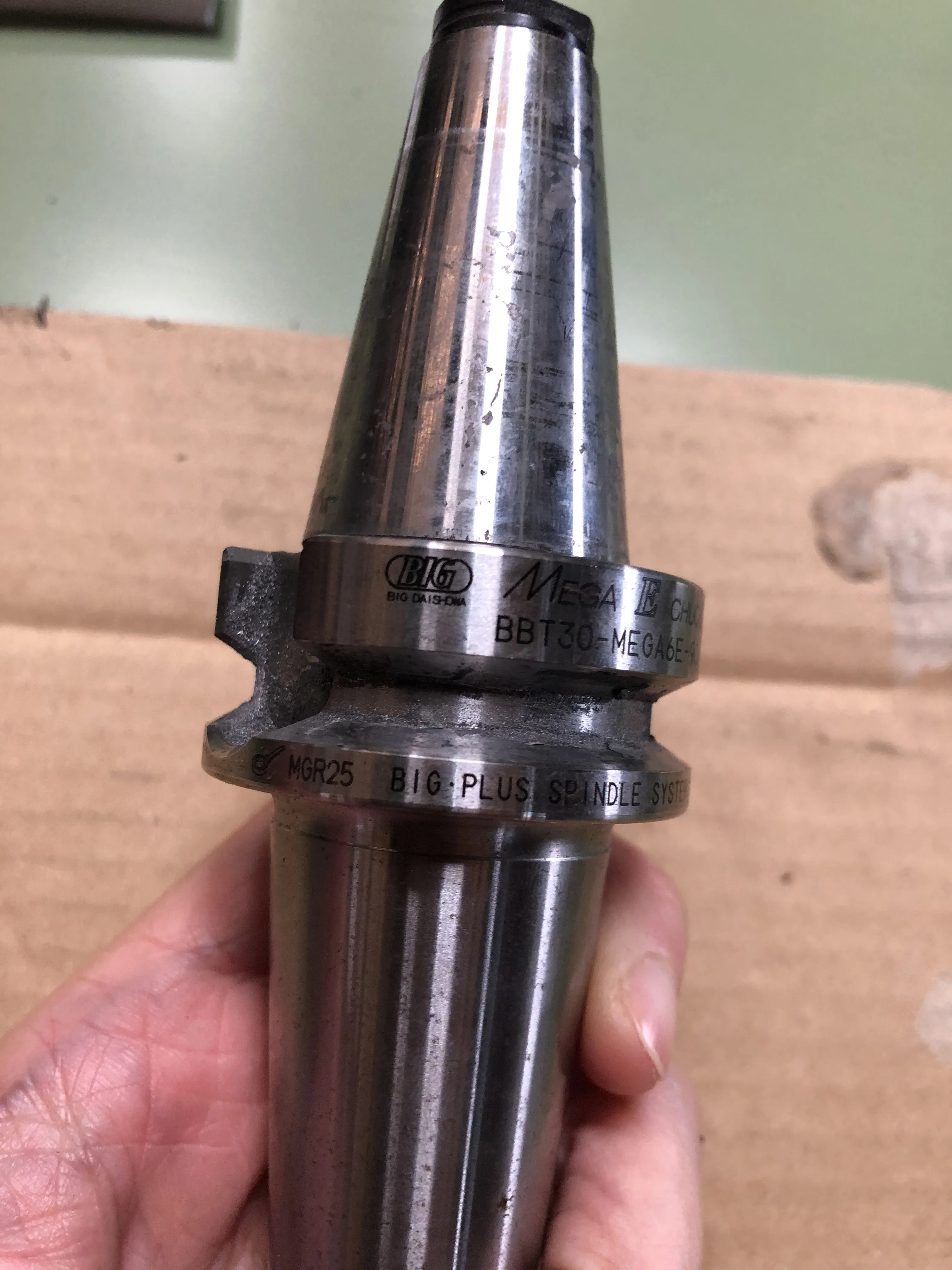 大昭和精機 BIG BBT30 BBT30-MEGA6E-90 / BIG DAISHOWA BBT30 Mega E Chuck BBT30-MEGA6E-90 TV220008
