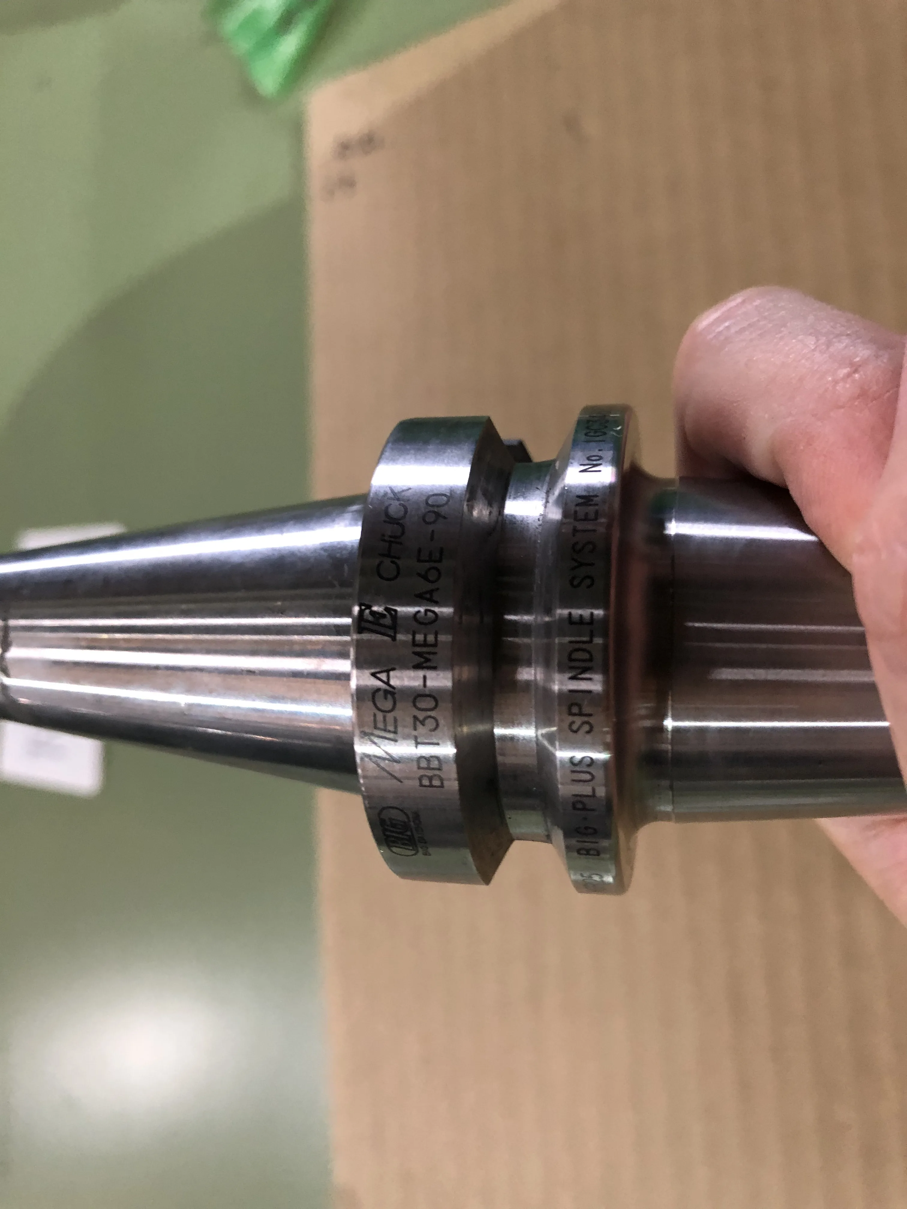 大昭和精機 BIG BBT30 BBT30-MEGA6E-90 / BIG DAISHOWA BBT30 Mega E Chuck BBT30-MEGA6E-90 TV220052