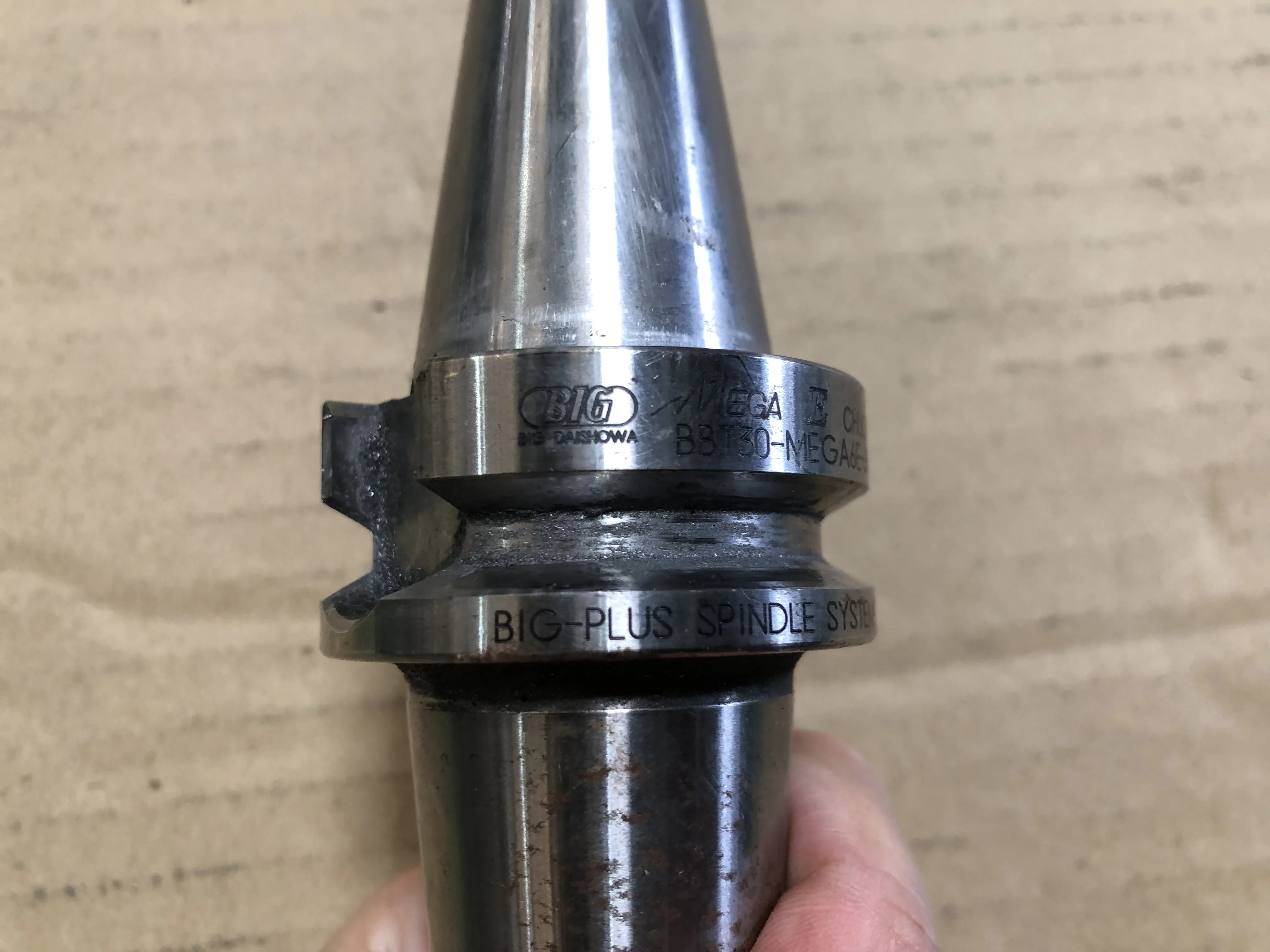 大昭和精機 BIG BBT30 BBT30-MEGA6E-90 / BIG DAISHOWA BBT30 Mega E Chuck BBT30-MEGA6E-90 TV220108