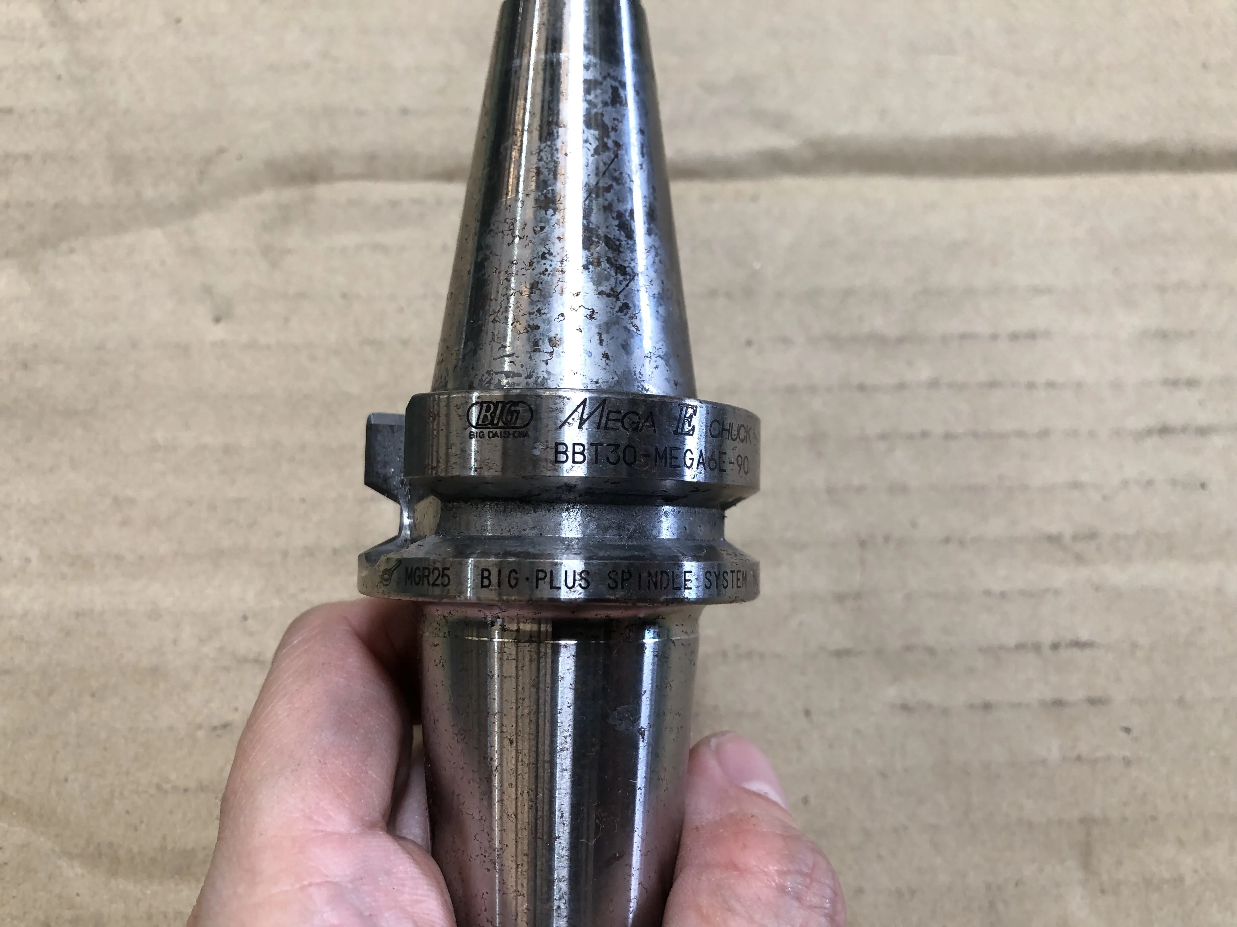 大昭和精機 BIG BBT30 BBT30-MEGA6E-90 / BIG DAISHOWA BBT30 Mega E Chuck BBT30-MEGA6E-90 TV220110