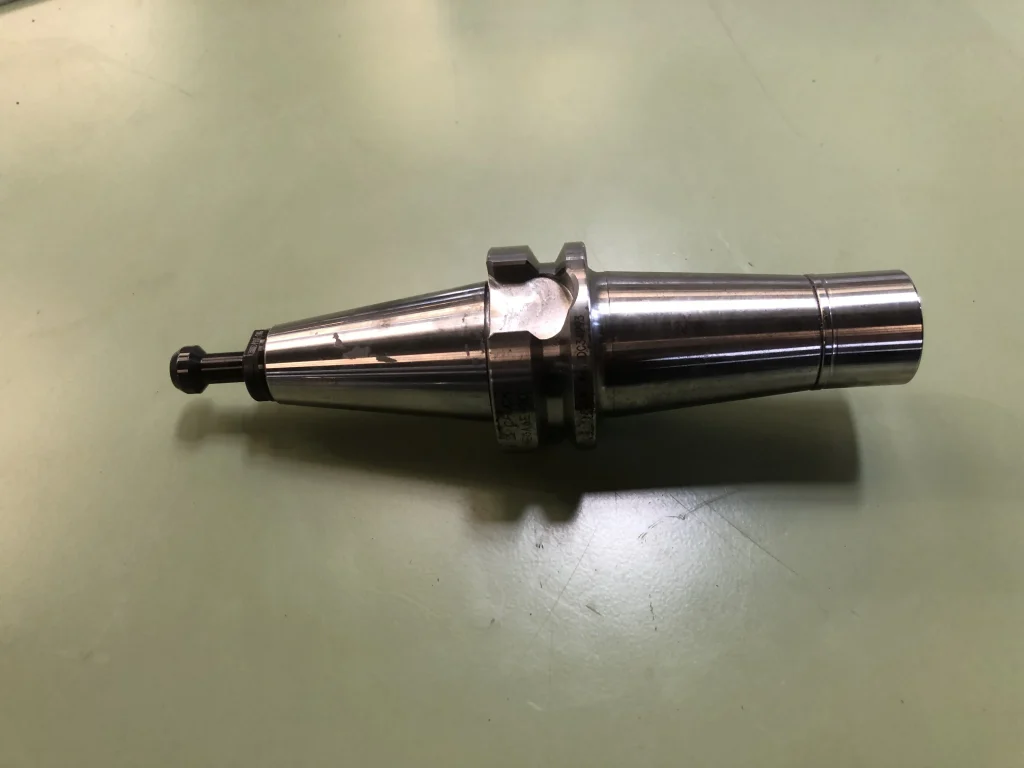 大昭和精機 BIG BBT30 BBT30-MEGA6E-90 / BIG DAISHOWA BBT30 Mega E Chuck BBT30-MEGA6E-90 TV220134