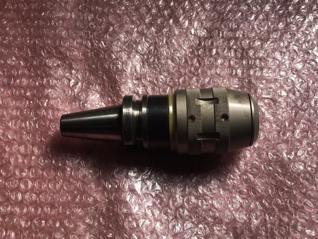 聖和 SHOWA BT30 ミーリングチャック BT30-TRI20-100 / SHOWA TOOL BT30-TRI20-100 TV250072
