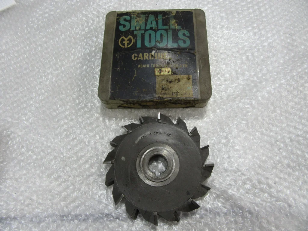 アサヒ工具製作所 インボリュート歯車カッター 150x15x25.4 / ASAHI KOUGU Involute Gear Cutter 150x15x25.4 TW230070