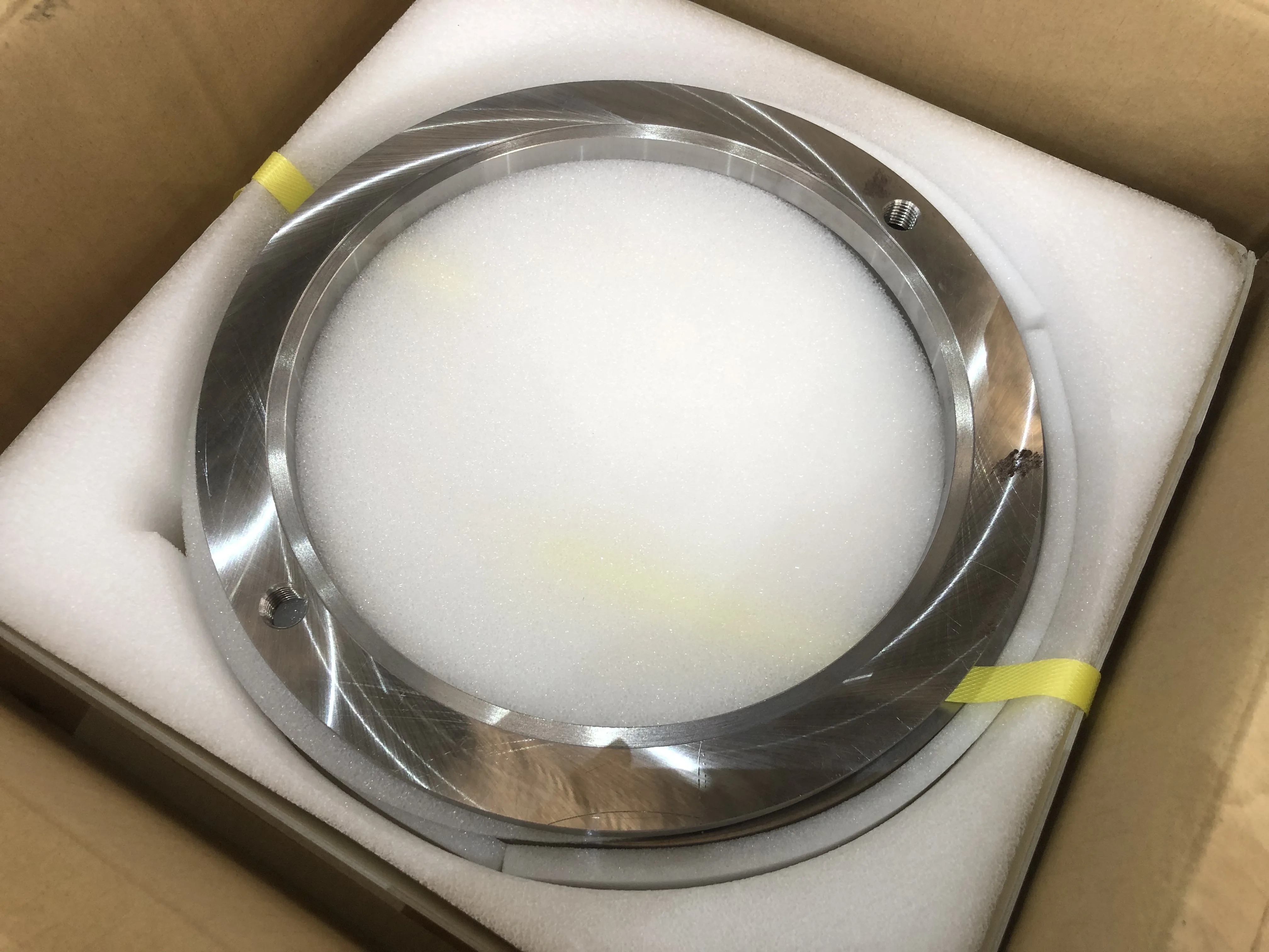 三菱マテリアル ダイヤモンドホイール 外径：330 / MITSUBISHI MATERIALS 外径：330 TW240005