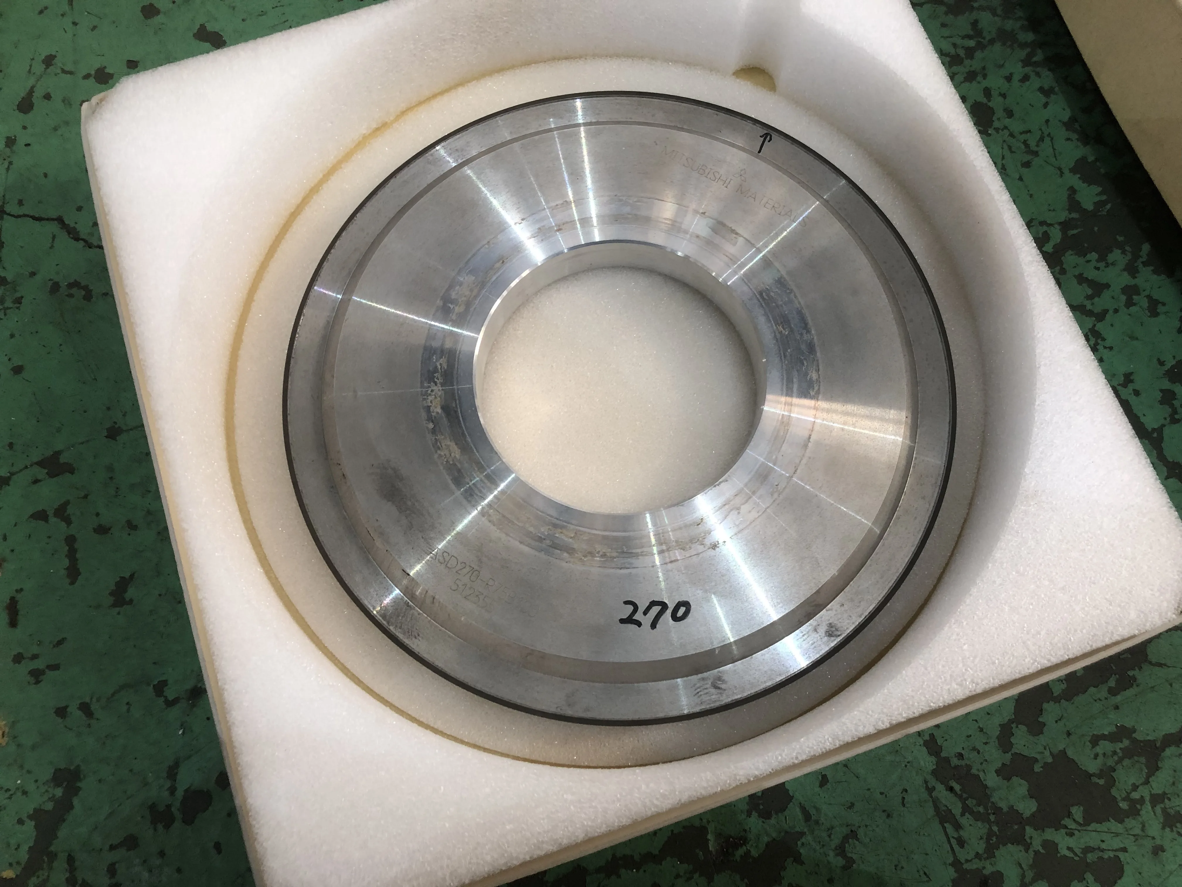 三菱マテリアル ダイヤモンドホイール ASD270-R75B100 / MITSUBISHI MATERIALS ASD270-R75B100 TW240011