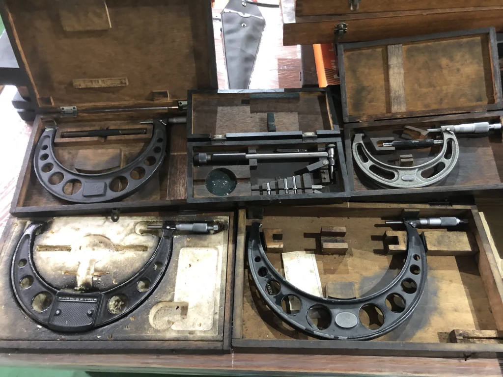 メーカー混在 測定工具 1山 1セット5個 / MIX Measuring Tools Assorted 1セット5個 TX210079