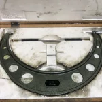 ミツトヨ/三豊製作所 外側マイクロメーター 275～300ｍｍ / MITUTOYO Outside Micrometer 275～300ｍｍ TX210109